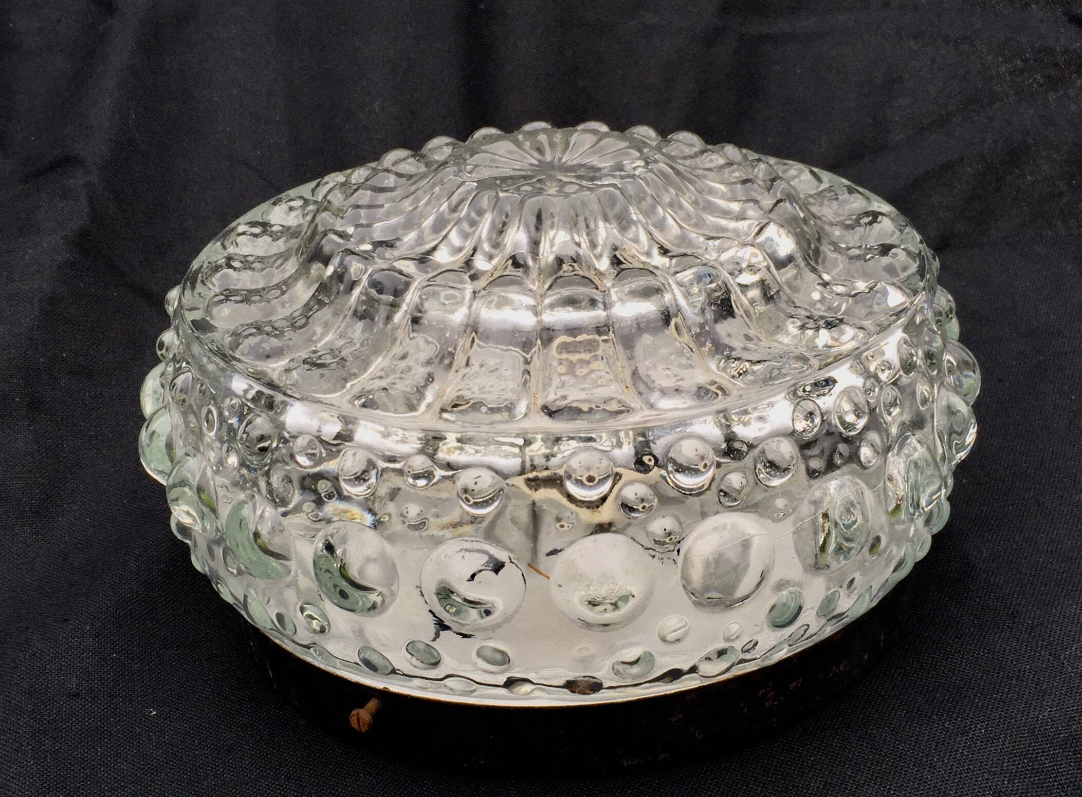 Round ceiling light or wall light in molded glass