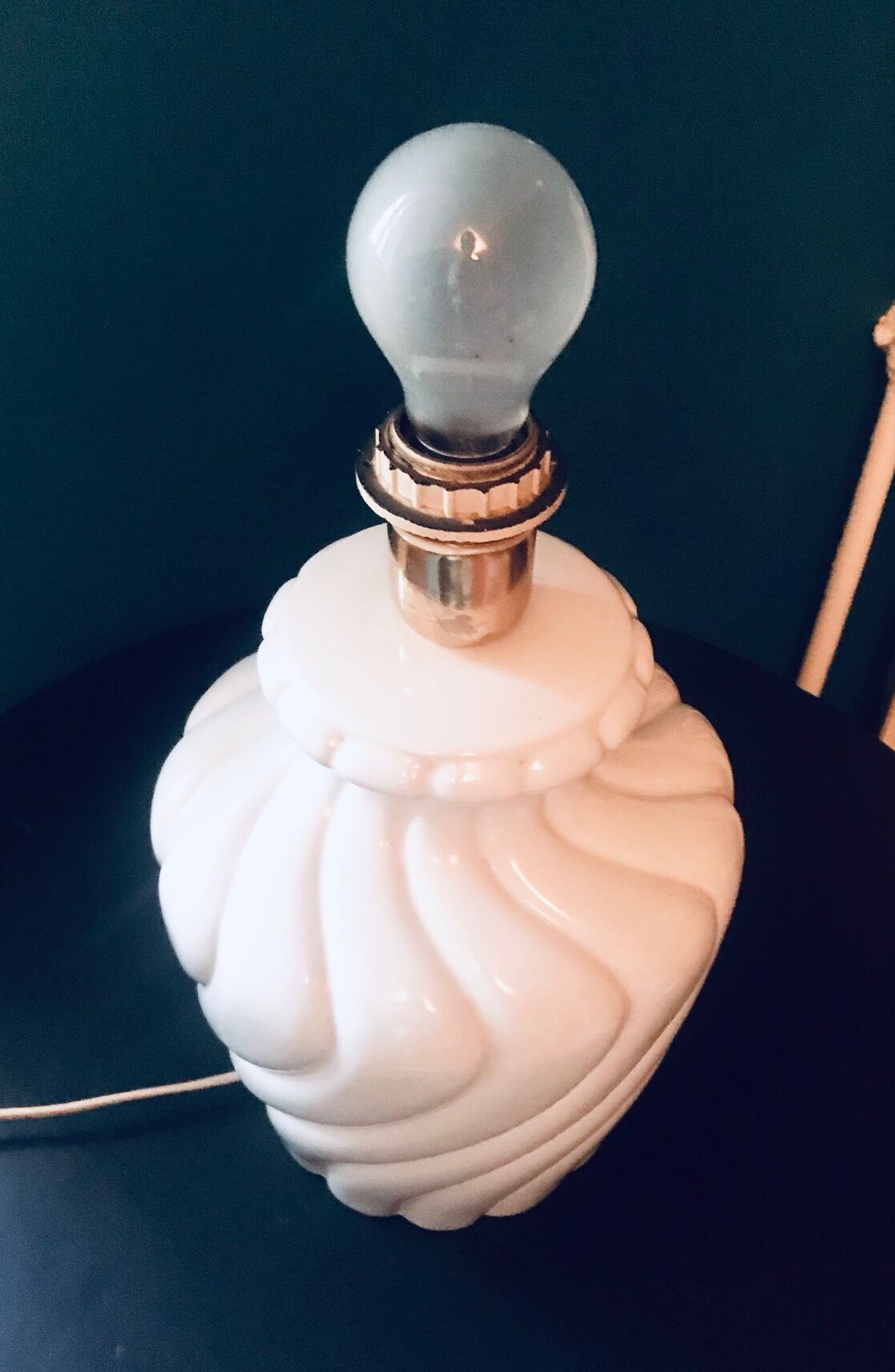 Lamp foot in white ceramic