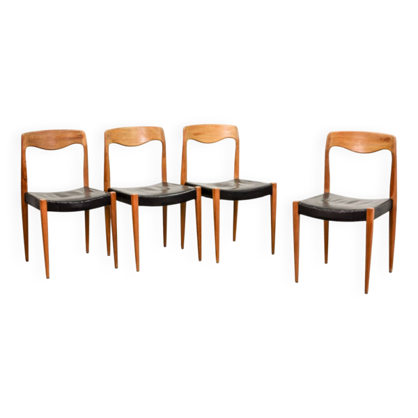 Chaises de salle à manger en teck massif et similicuir, style Niels Otto Moller, années 50