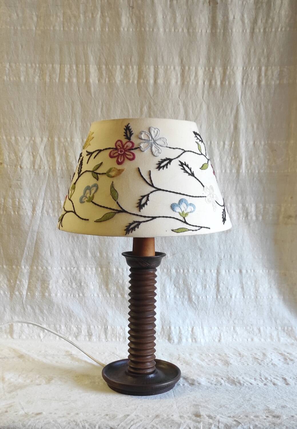 Table lamp made of turned solid wood - 1960s/70s