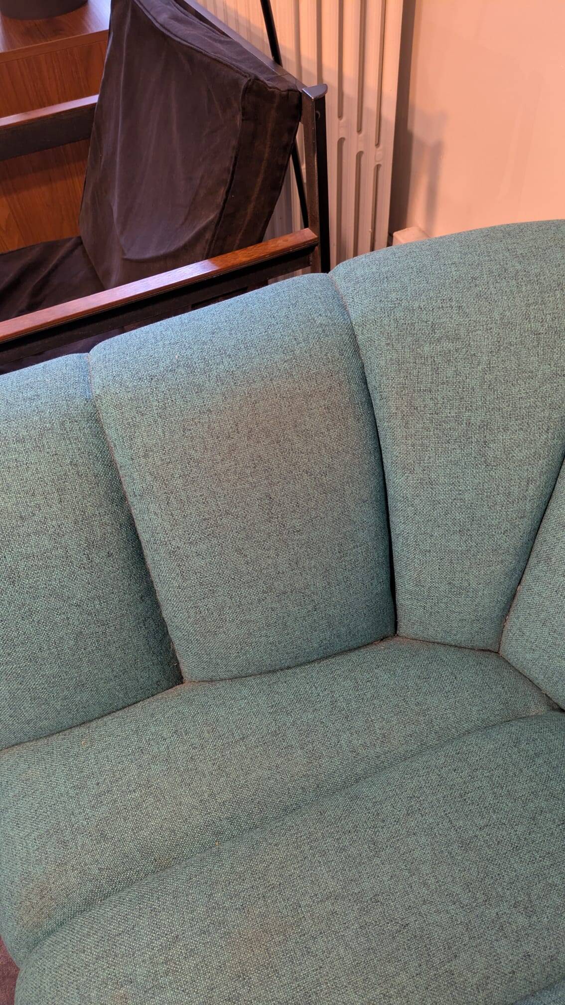 3-seater sofa ODEA 2, designed by Roberto Tapinassi and Maurizio Manzoni.