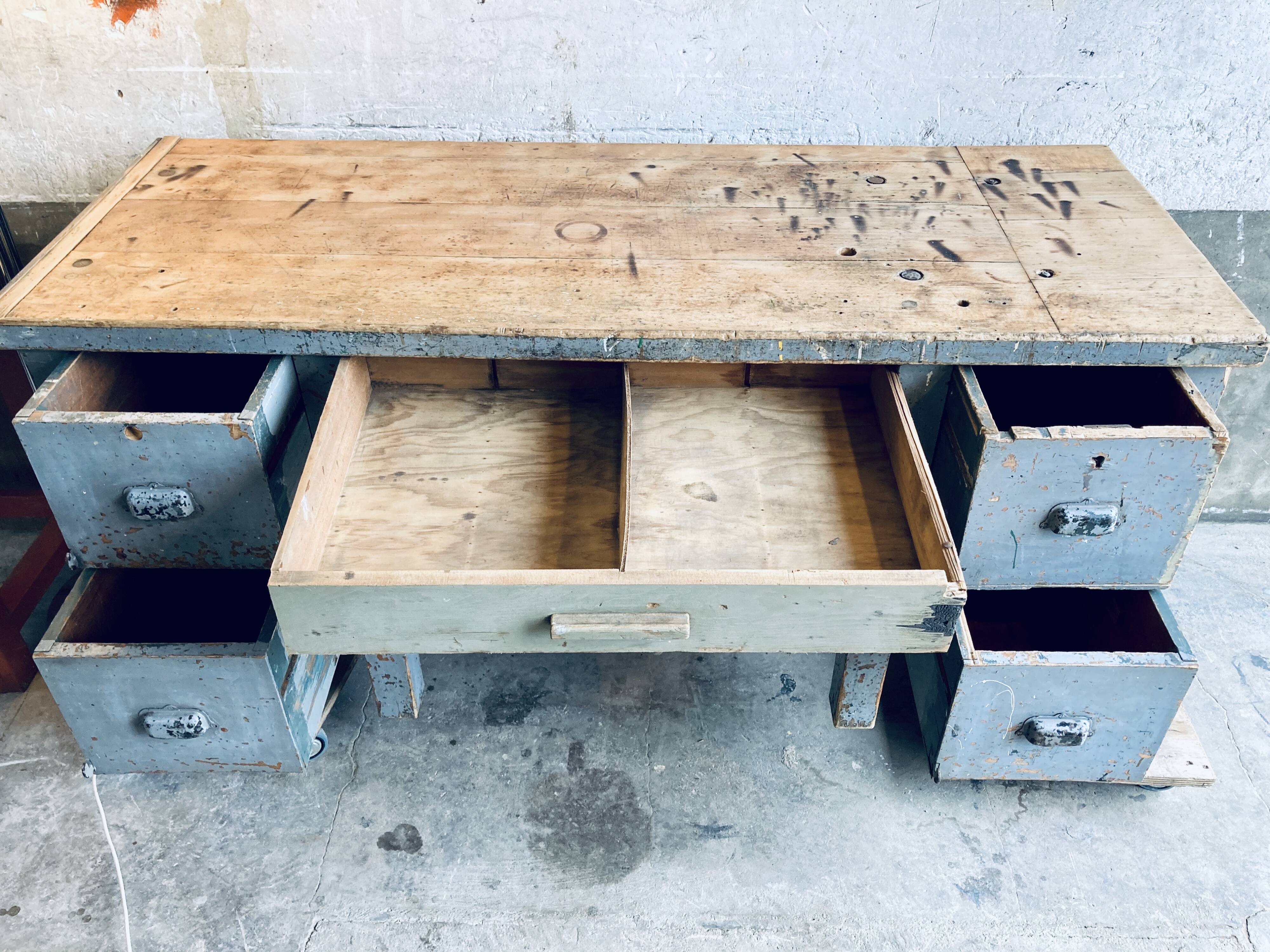 Grey blue established