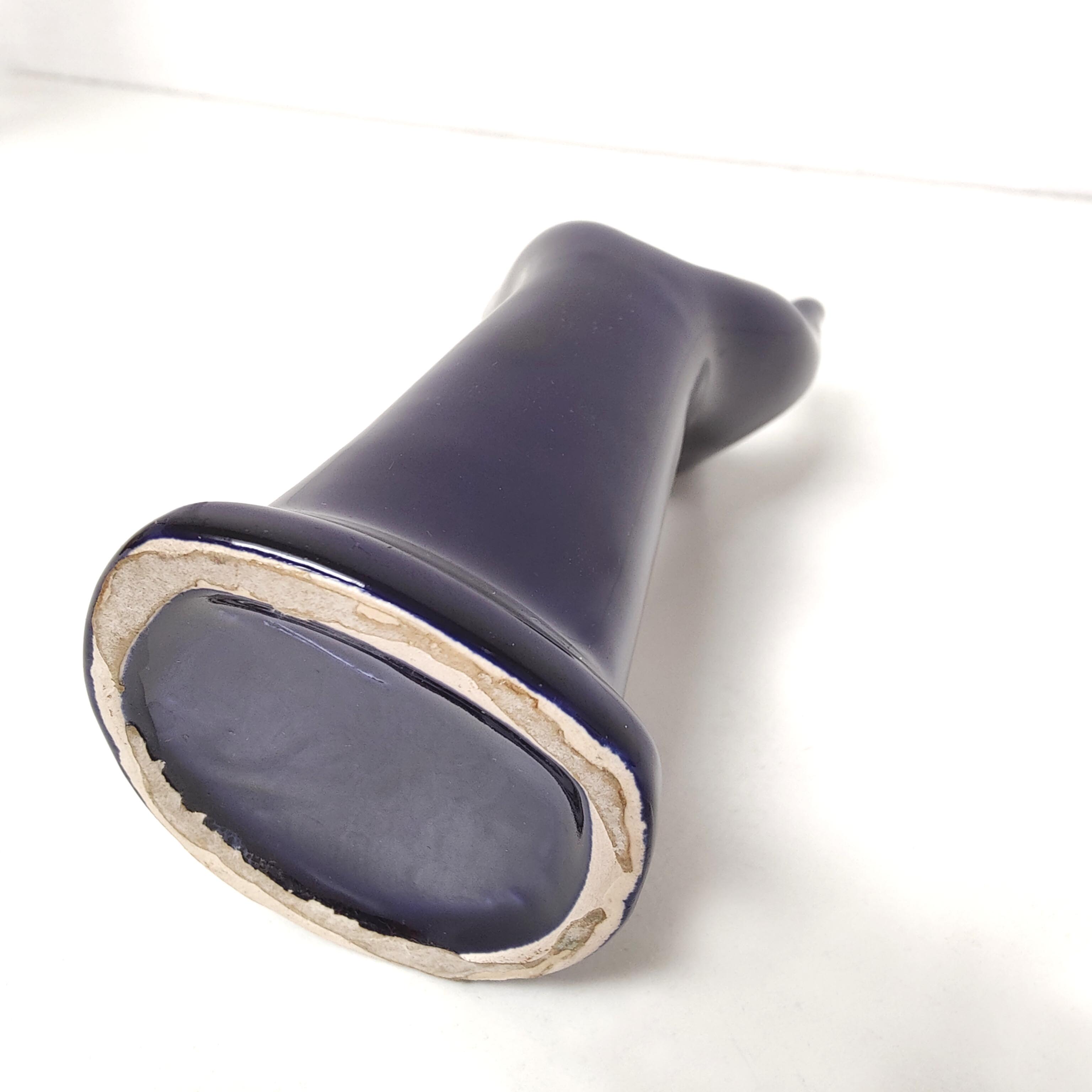 Hand ring or blue ceramic soliflore seventies