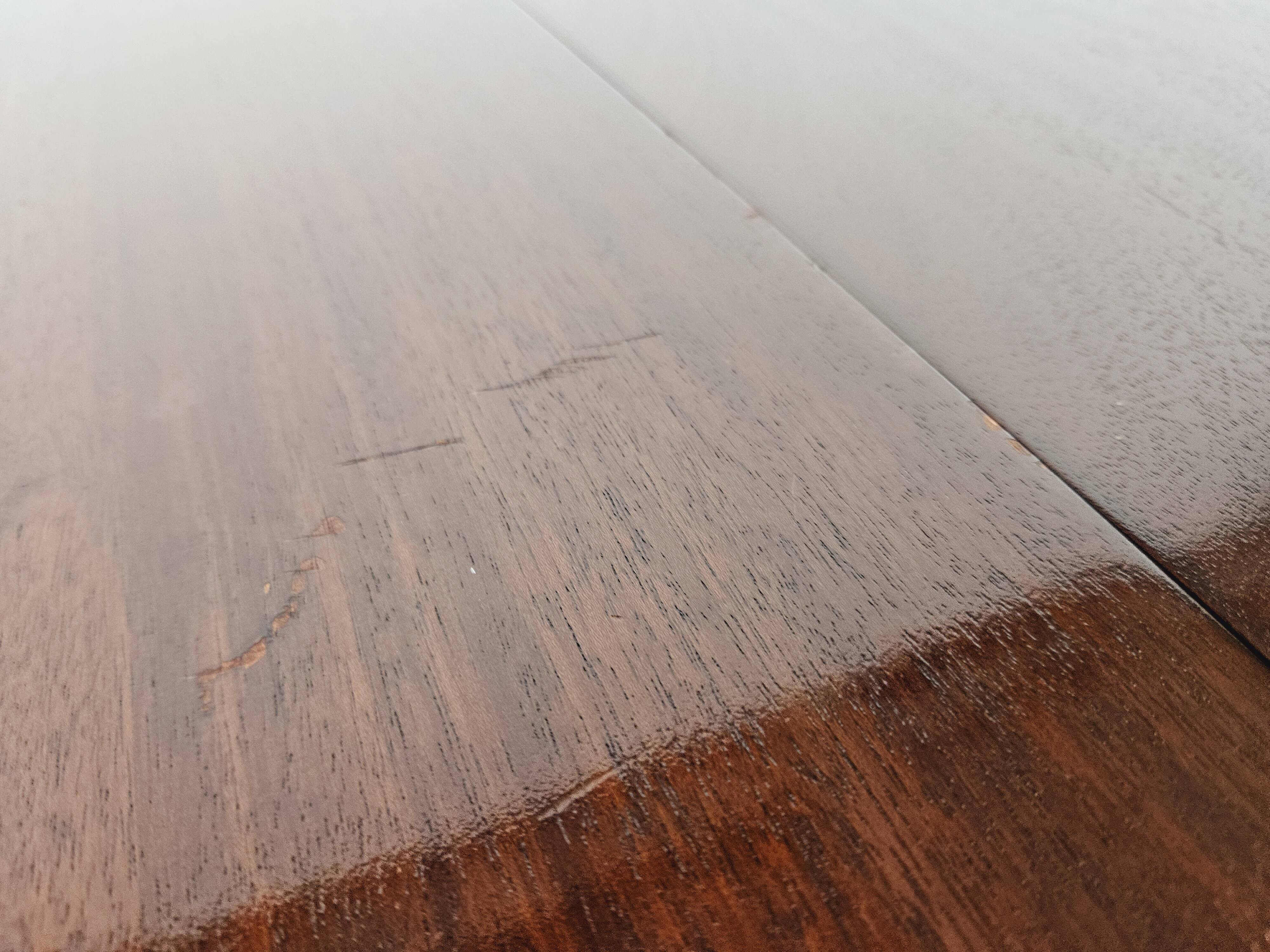 Elegant Dining Table, 2nd half of the 19th Century - Classic/Walnut