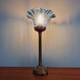 Lampe de table en bronze doré et bobèche en verre bleu