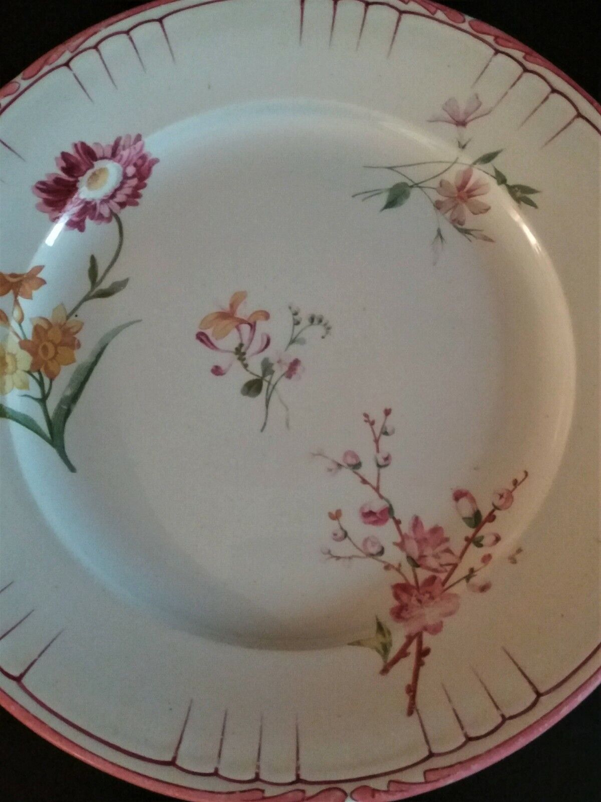 Flat earthenware plate by choisy le roi for au vase étrusque paris