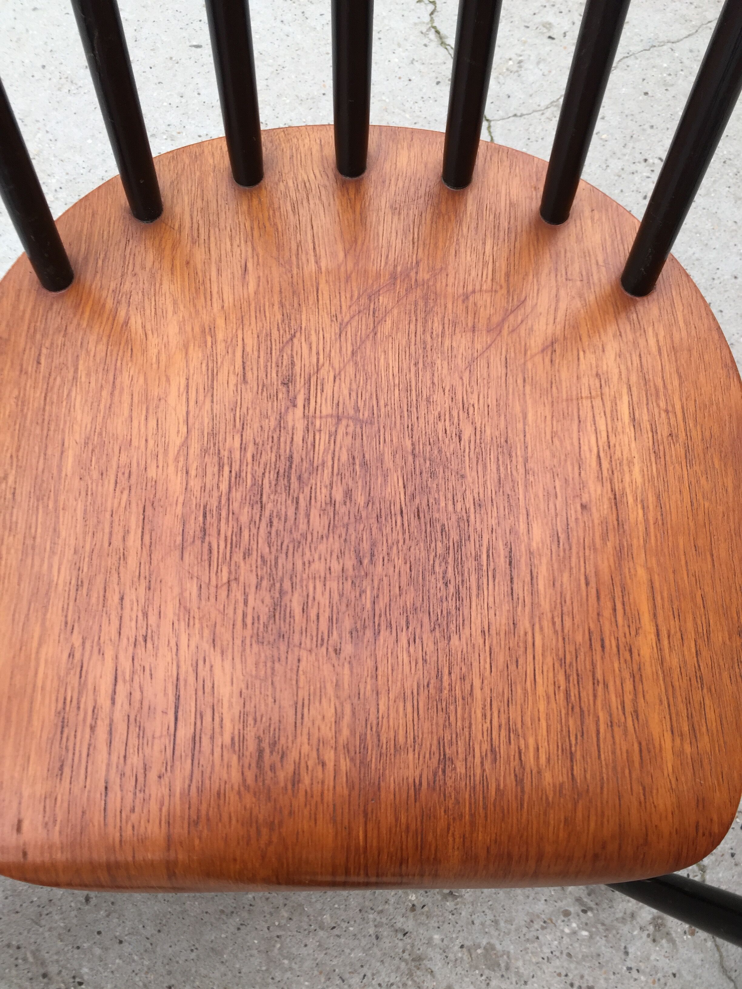 Lot of 6 fanett model chairs