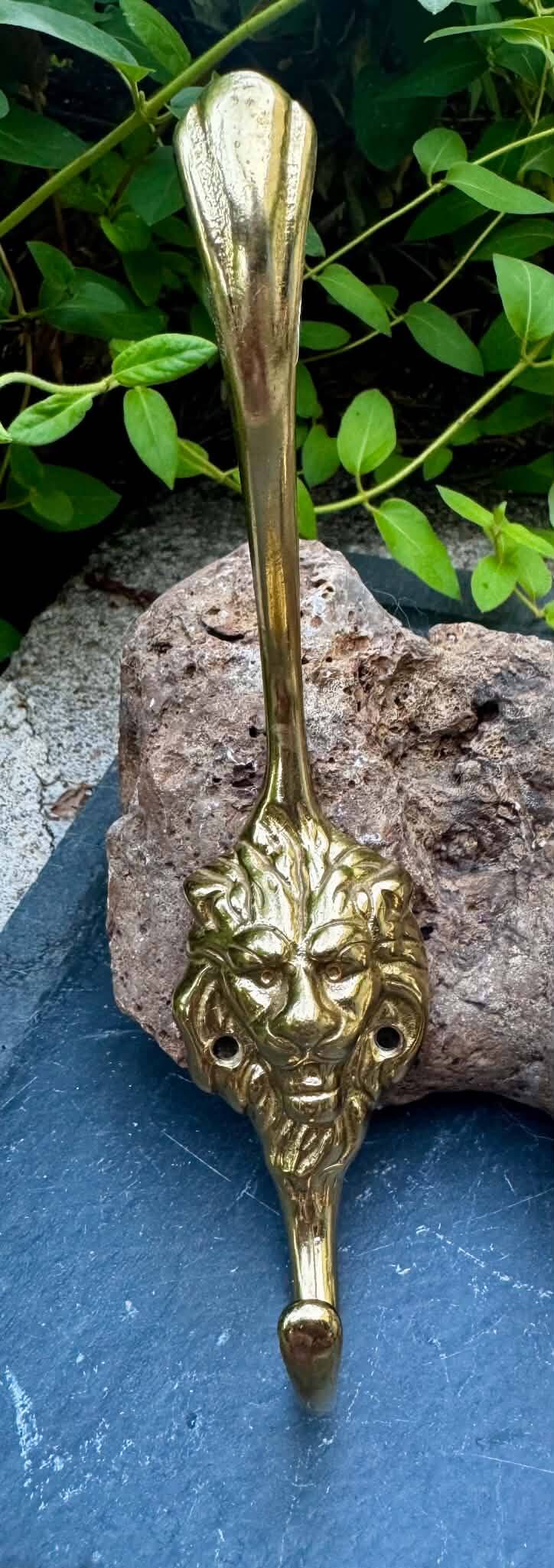 2 lion coat hooks in solid brass Art Nouveau