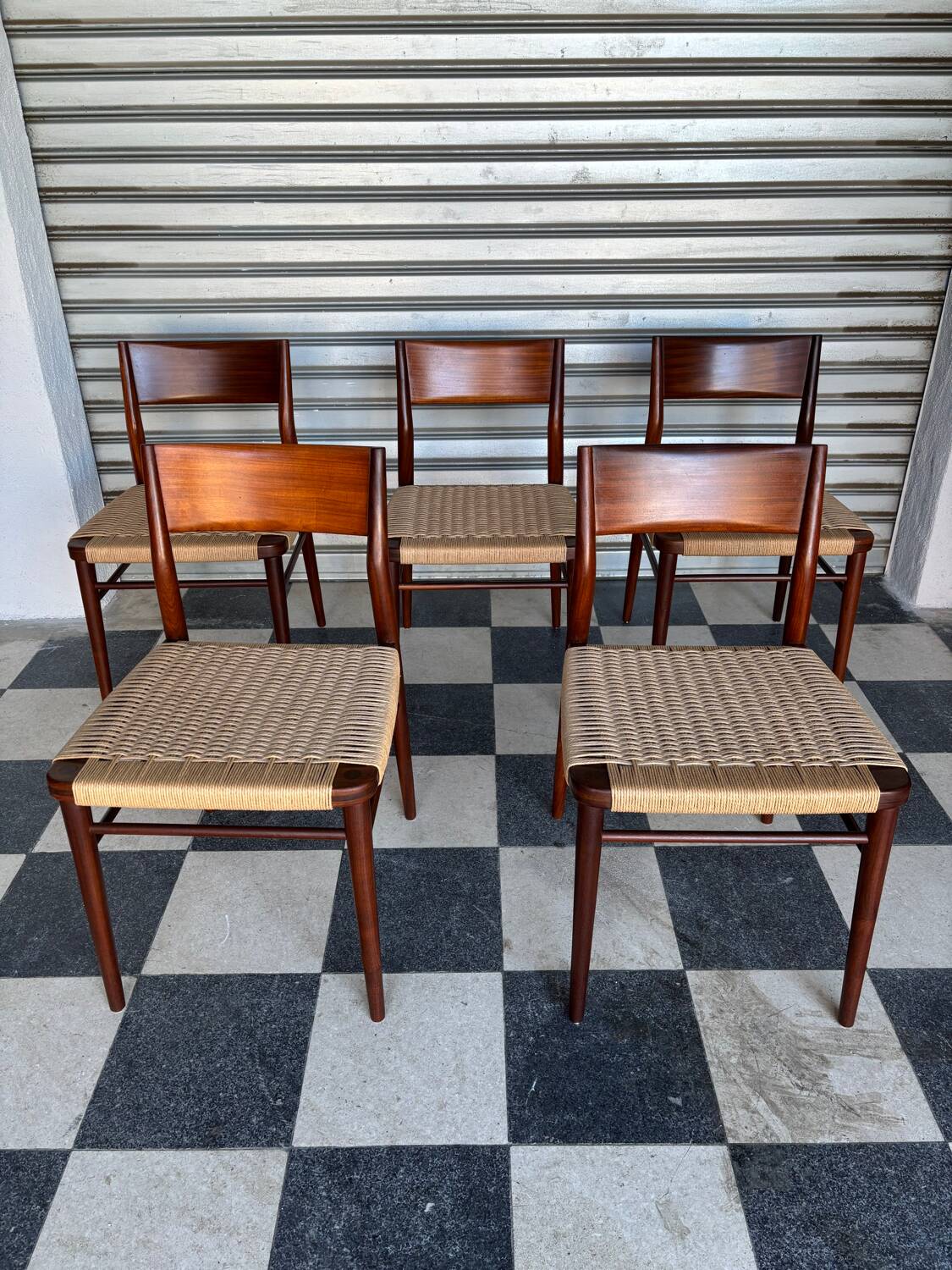 Set of 5 chairs from the 1950s designed by Georg Leowald.
