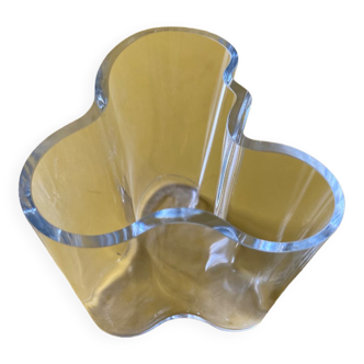 Iconic Alvar Aalto vase for Iitala / 10 cm