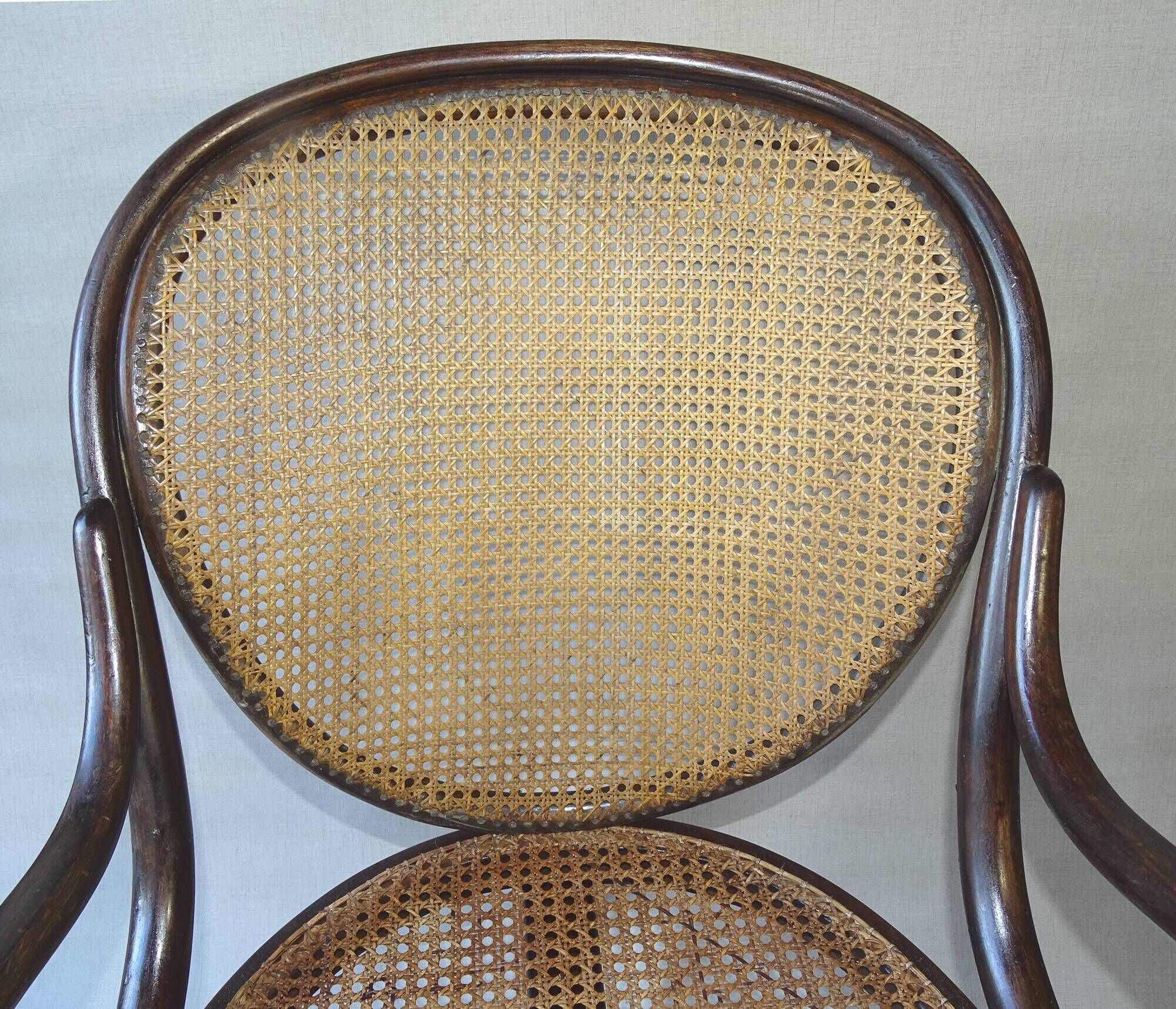 Armchair Curved wood THONET screw N° 1 , 1890 cannages