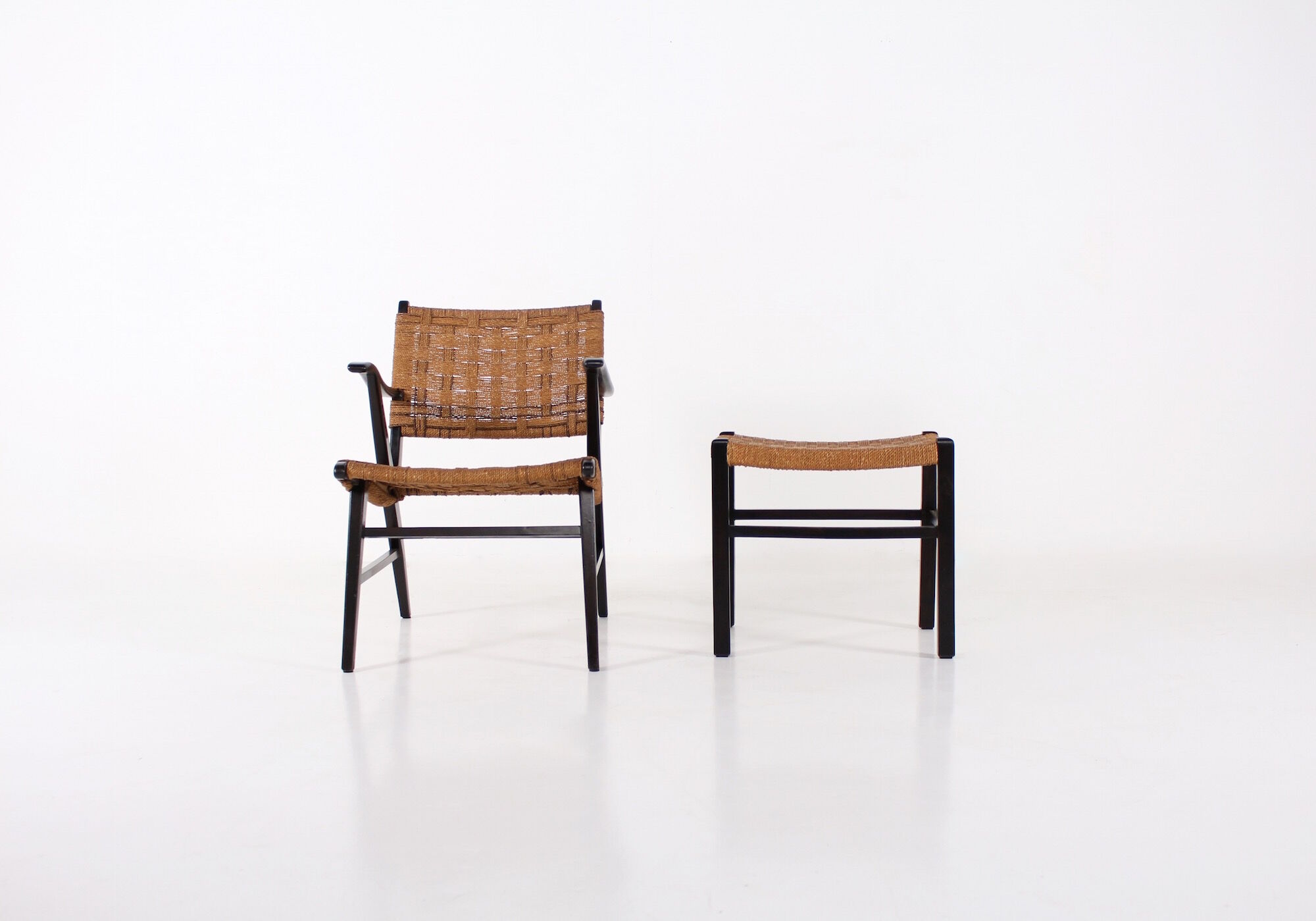 Fauteuil et son ottoman en corde tressée