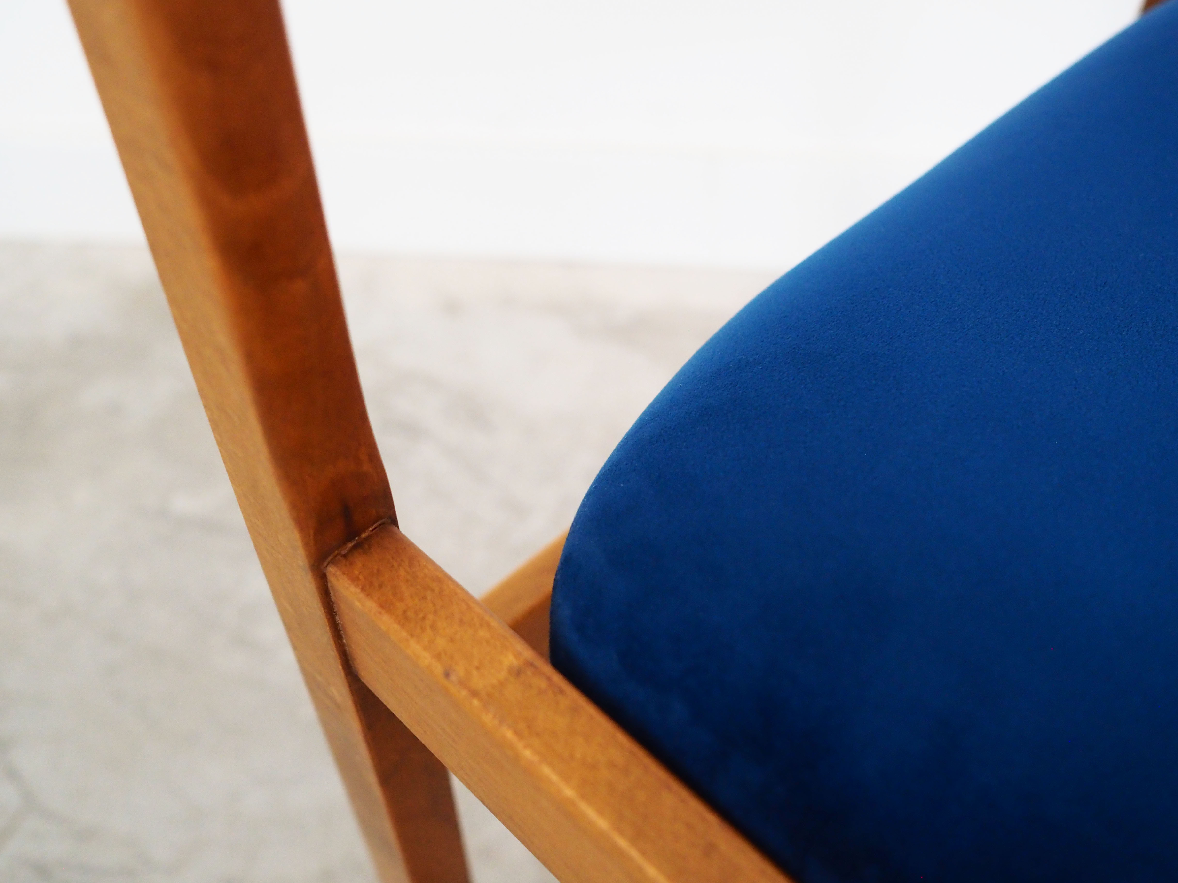 Set of two beech chairs, Danish design, 70s, made in Denmark