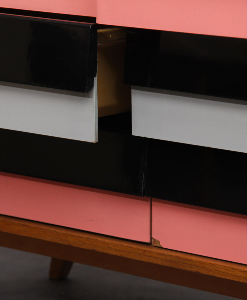 Commode tchèque colorée par Jiri Jiroutek 1960