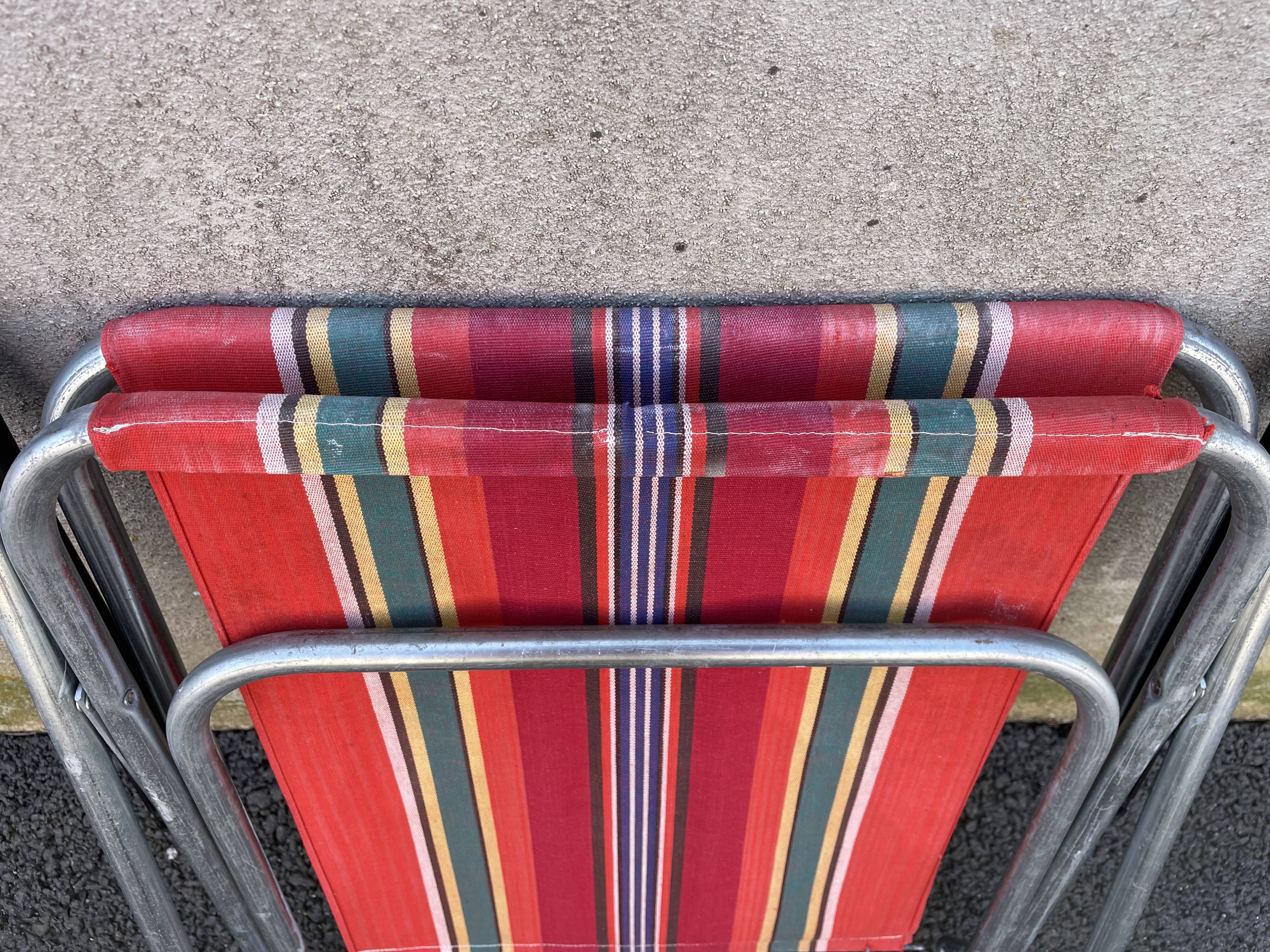 Foldable camping chair