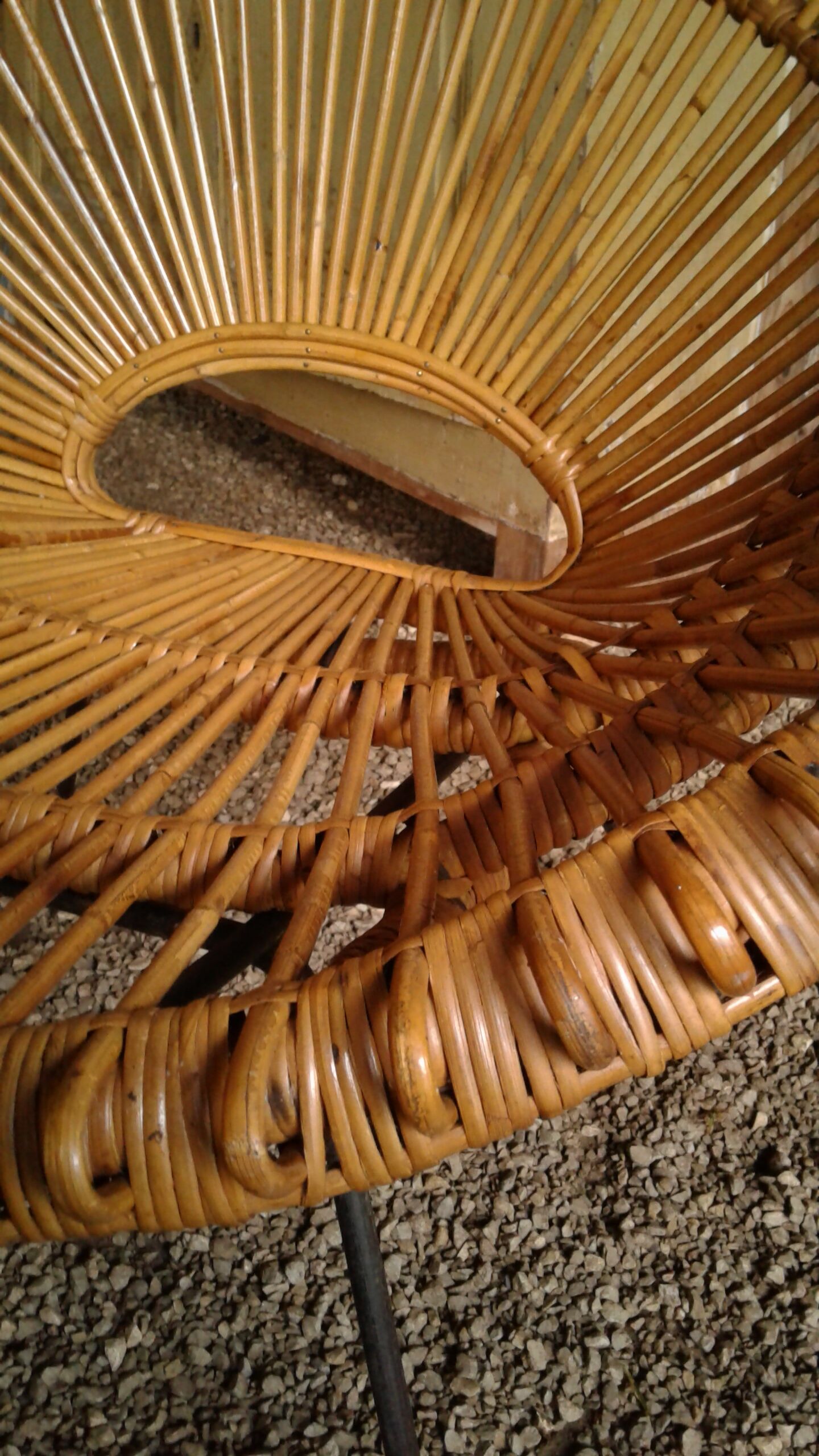 Fauteuil en rotin des années 50