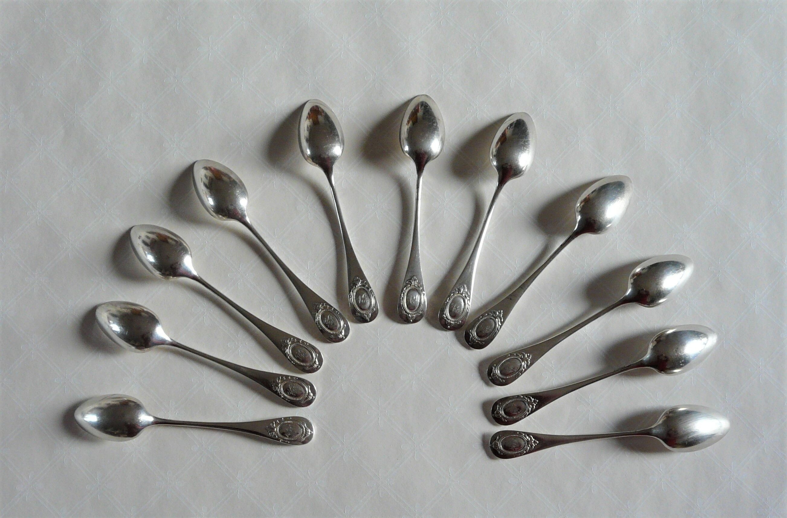 Set of 11 spoons in Christofle silverware