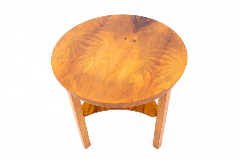 Art Deco round table from around 1950, Poland. After renovation.