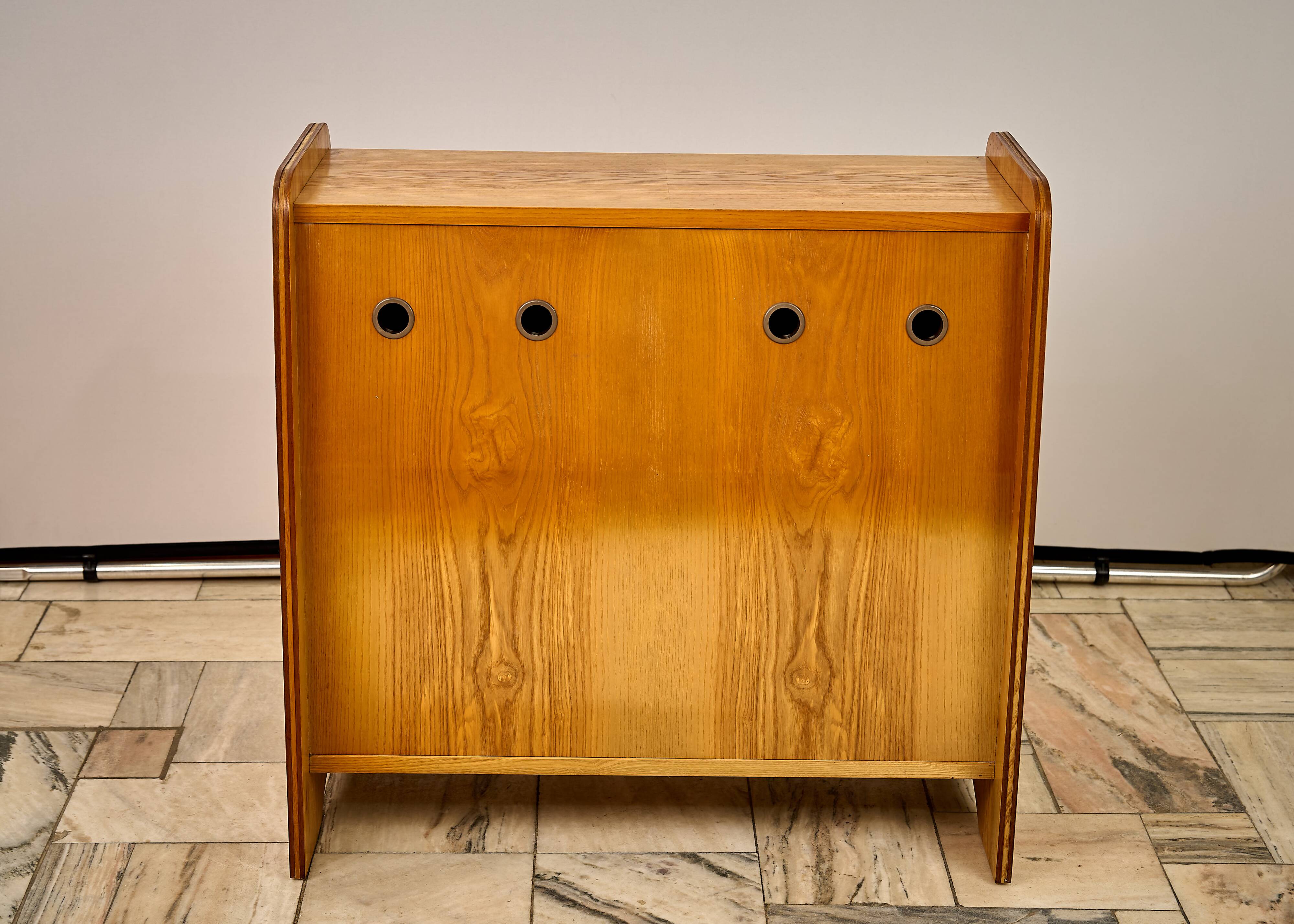 Armoire à literie du milieu du siècle, années 1960, Tchécoslovaquie