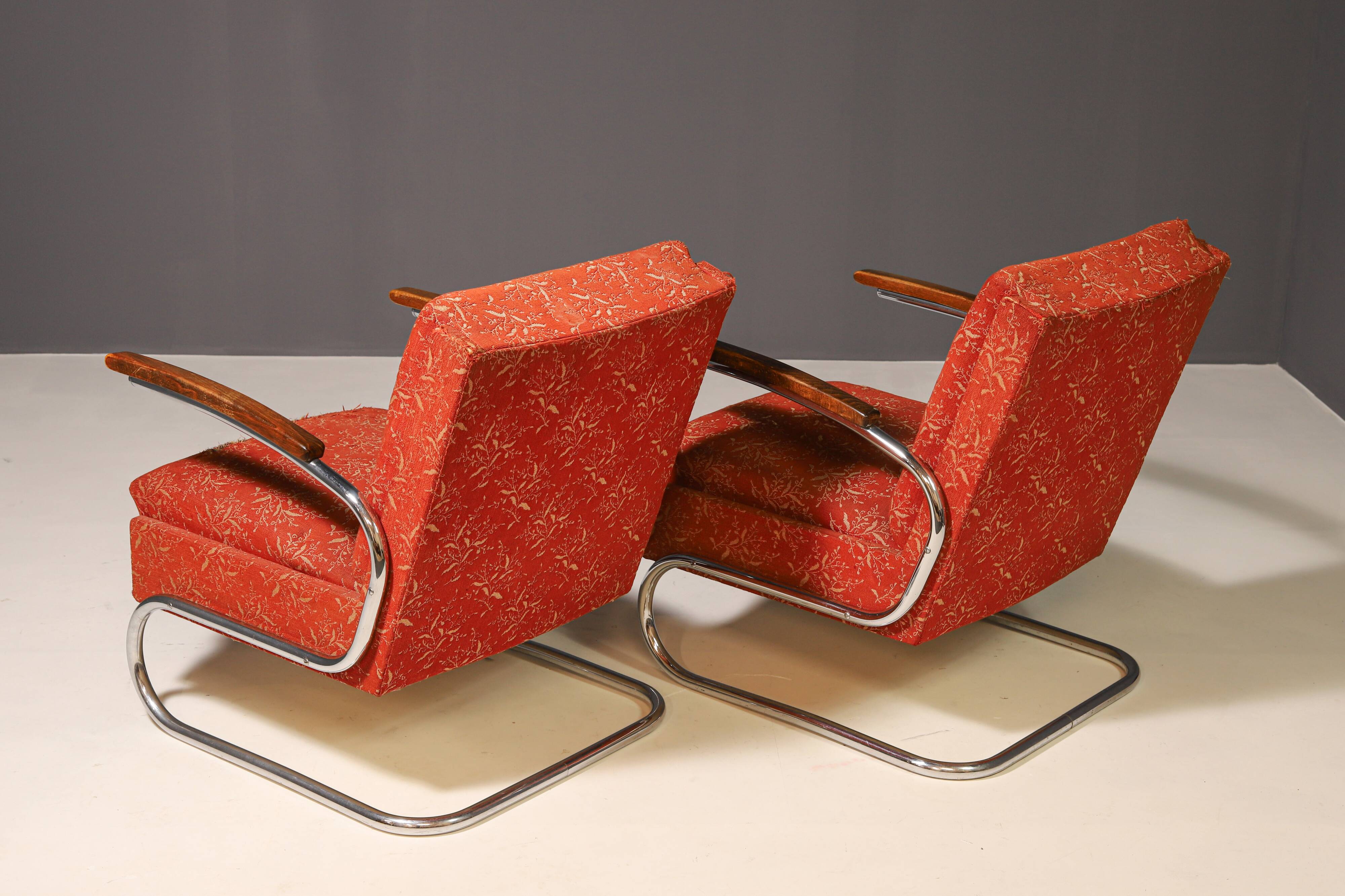 Functionalist Upholstered Armchair by Mücke-Melder | 1930s, Czechoslovakia