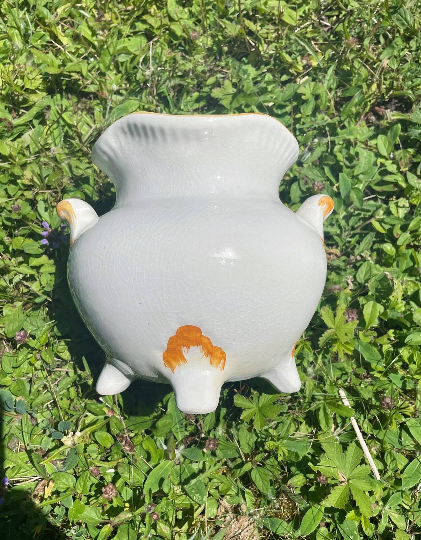Bassano ceramic planter / planter