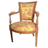 Fauteuil cabriolet style Louis XVI en toile de Jouy jaune et rouge, France