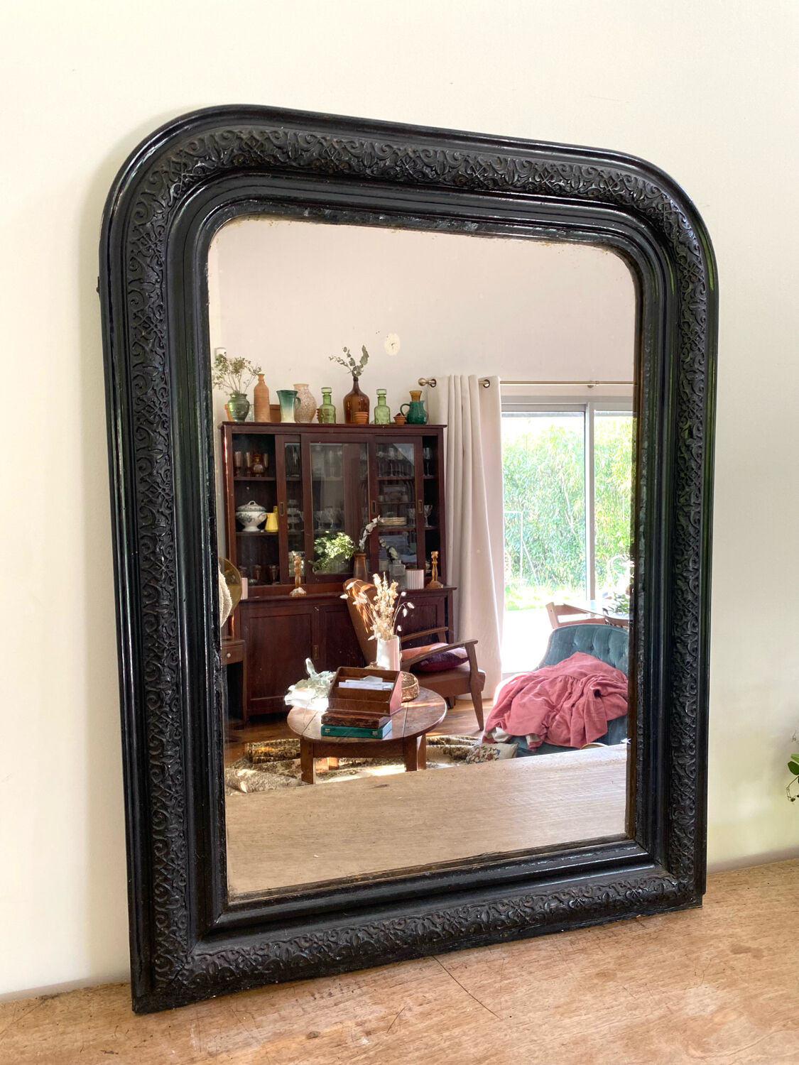 Louis Philippe period mirror with a plate repainted in black
