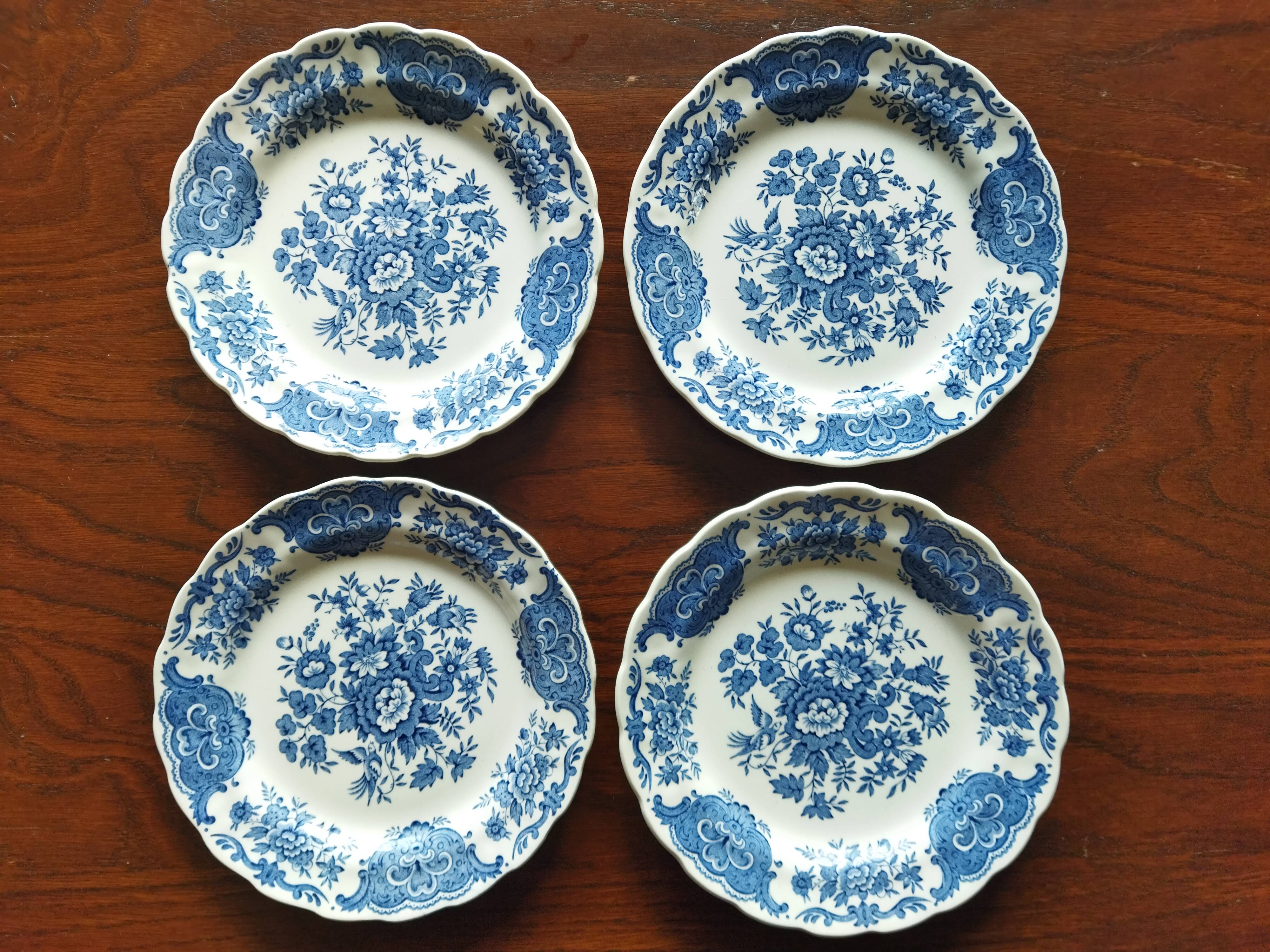 4 Ridgway "Windsor" English dessert plates