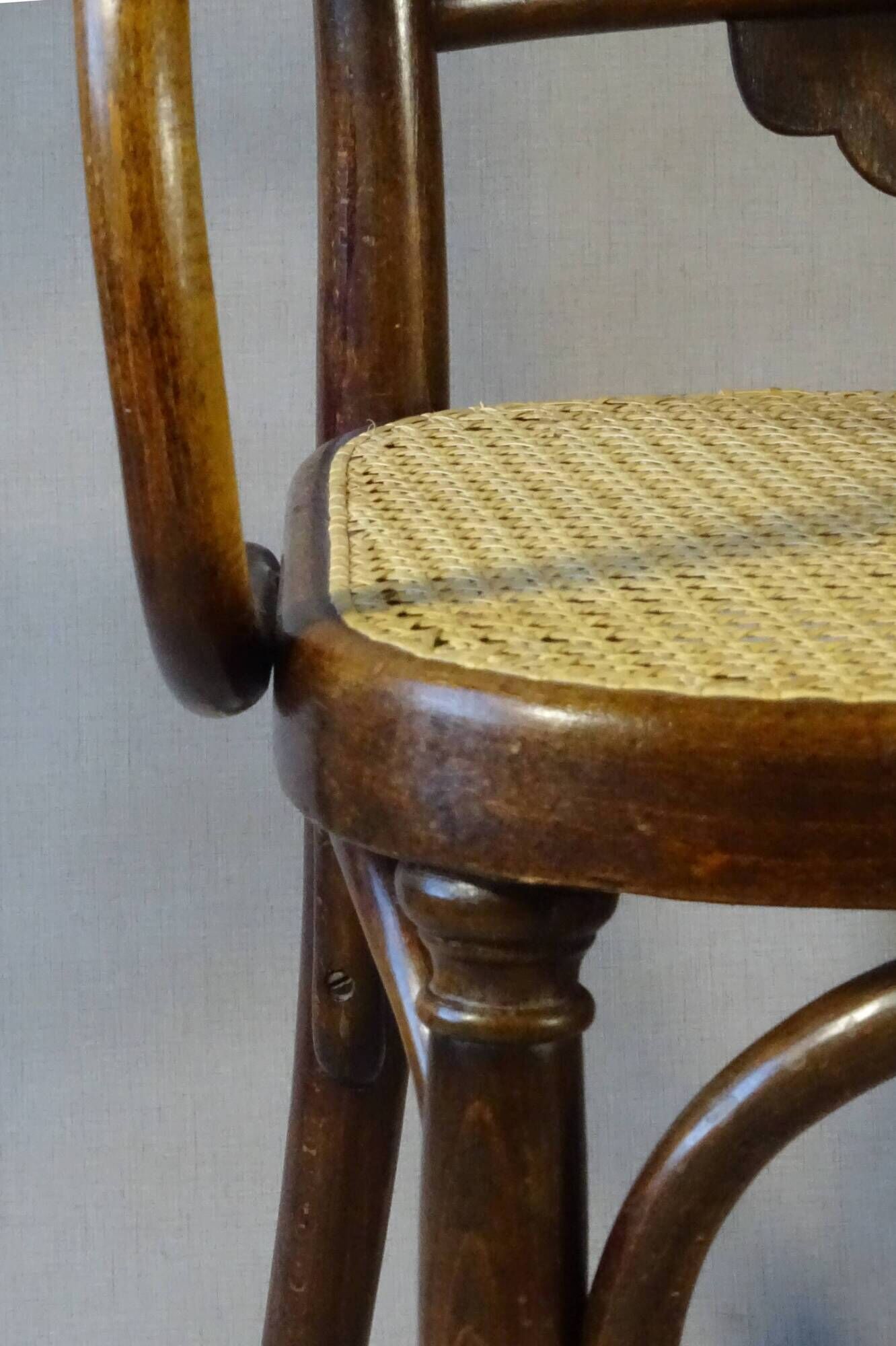 Thonet caned Art Nouveau armchair N°293, circa 1905 - bentwood -