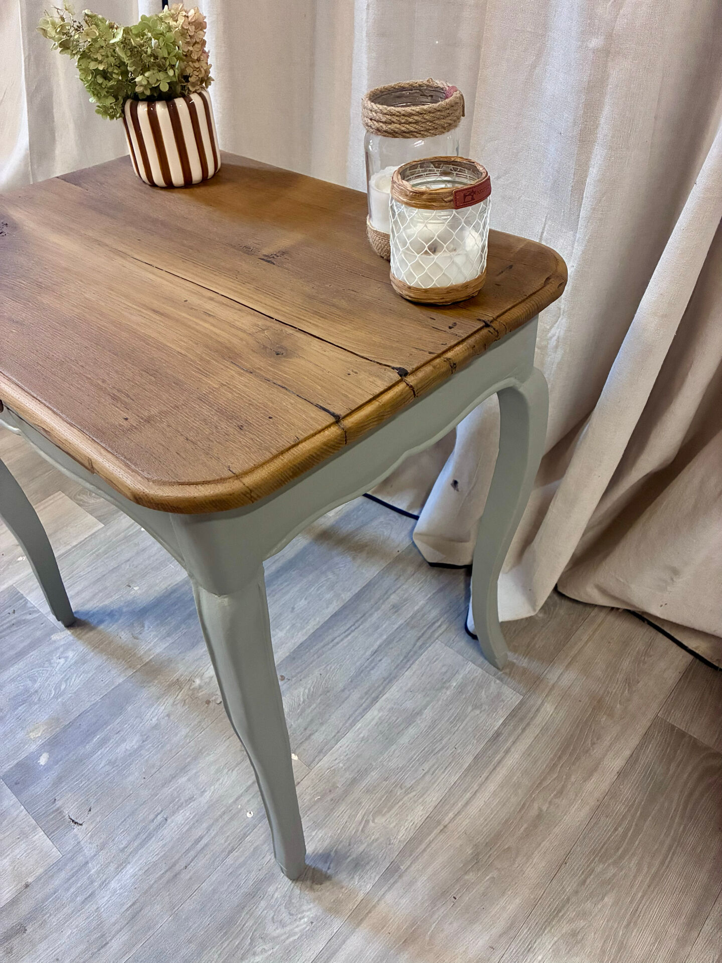 Table d'appoint