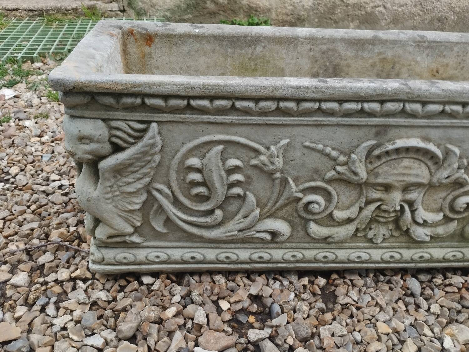 Pair of ancient stone Médicis planters