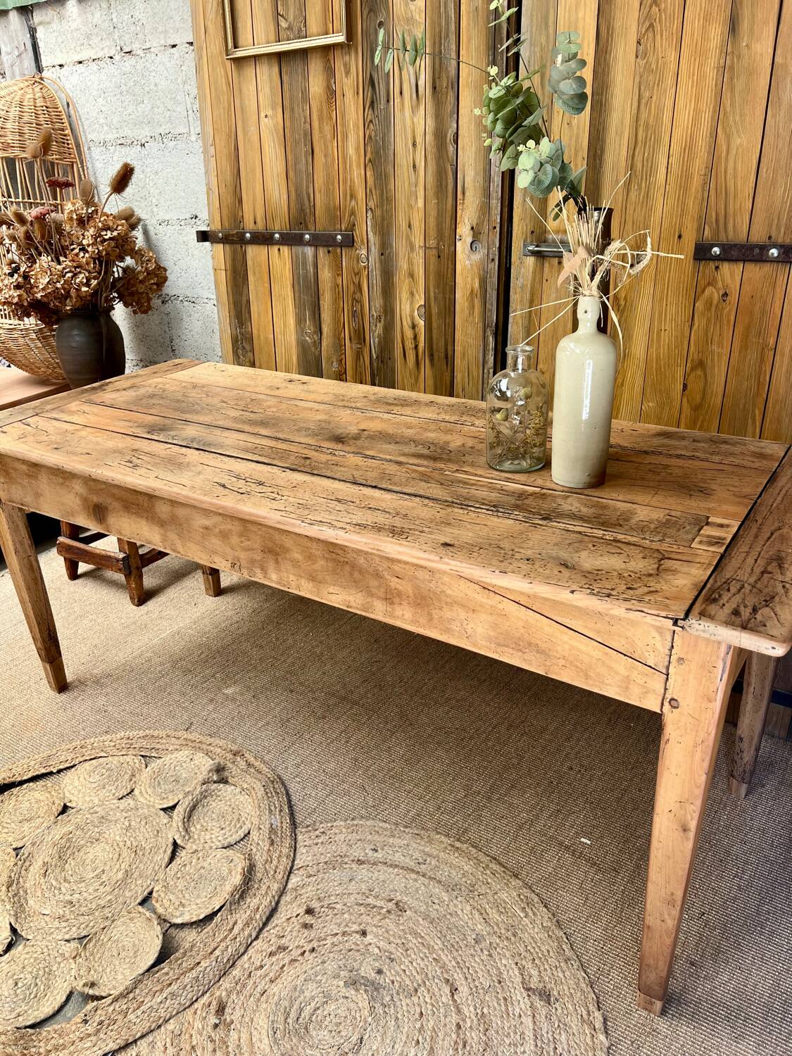 Farmhouse table