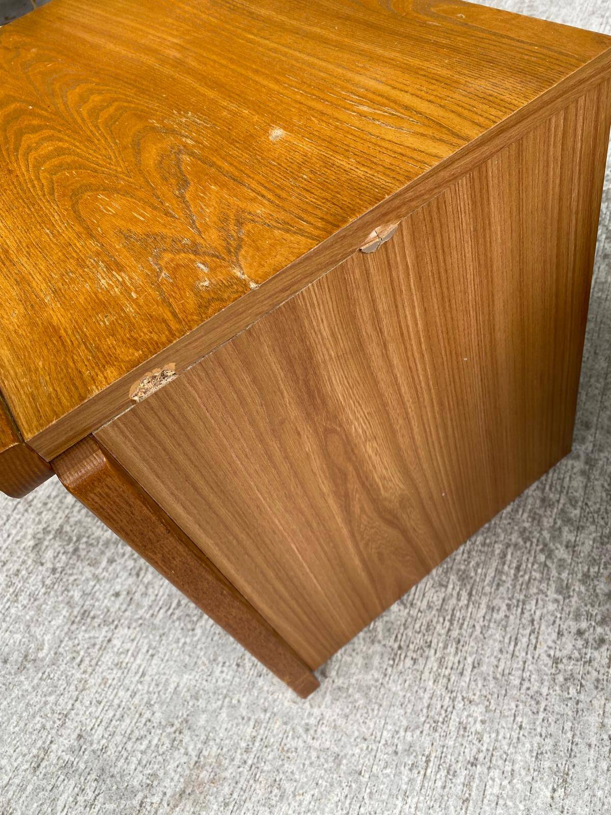 2 vintage 70s Scandinavian style bedside tables in honey oak.