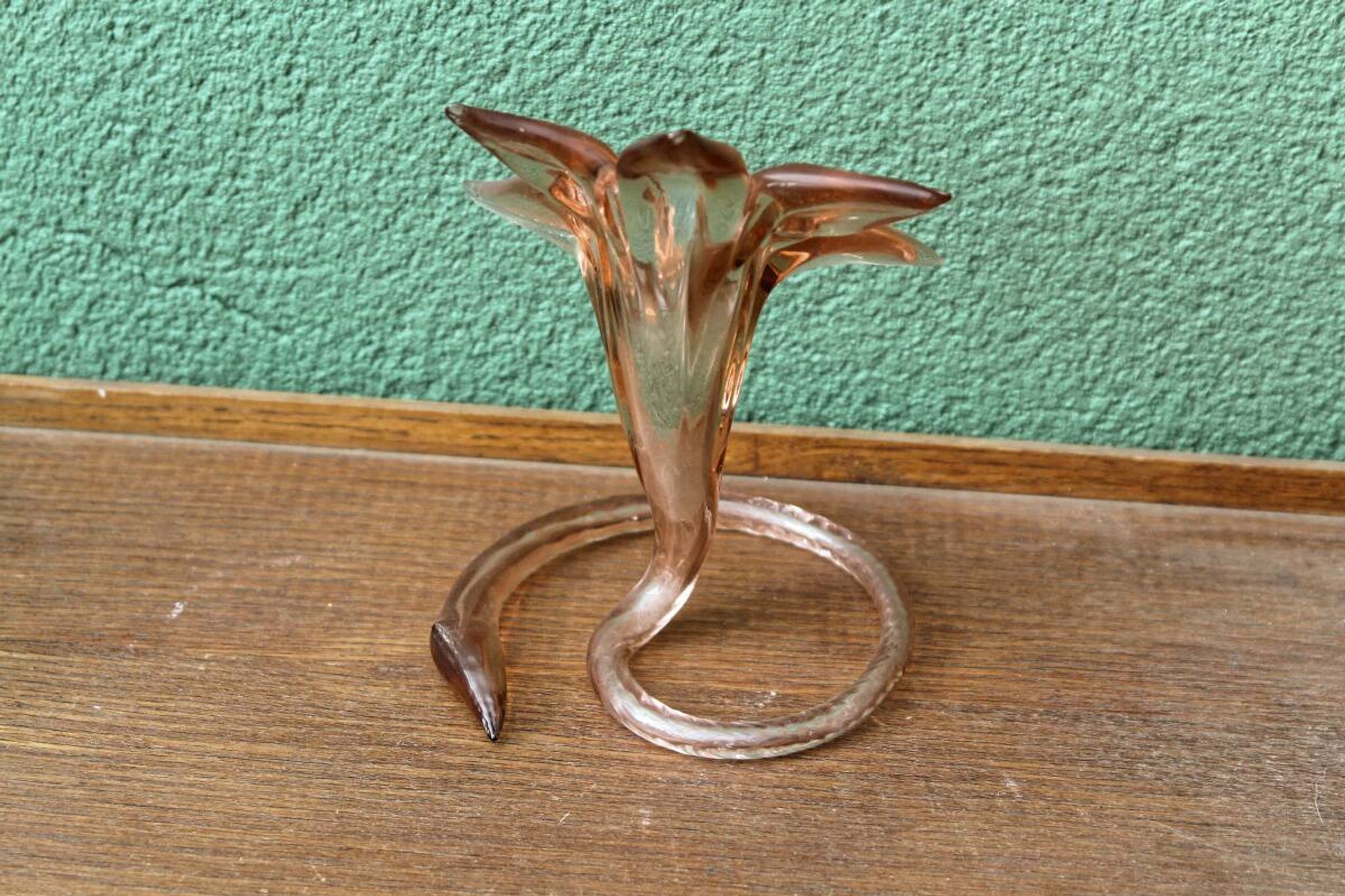 Soliflore vase in blown glass, flower shape