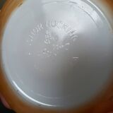 6 anchor hocking cups and saucers with their transport basket - 1 cup with damaged handle (see photos)