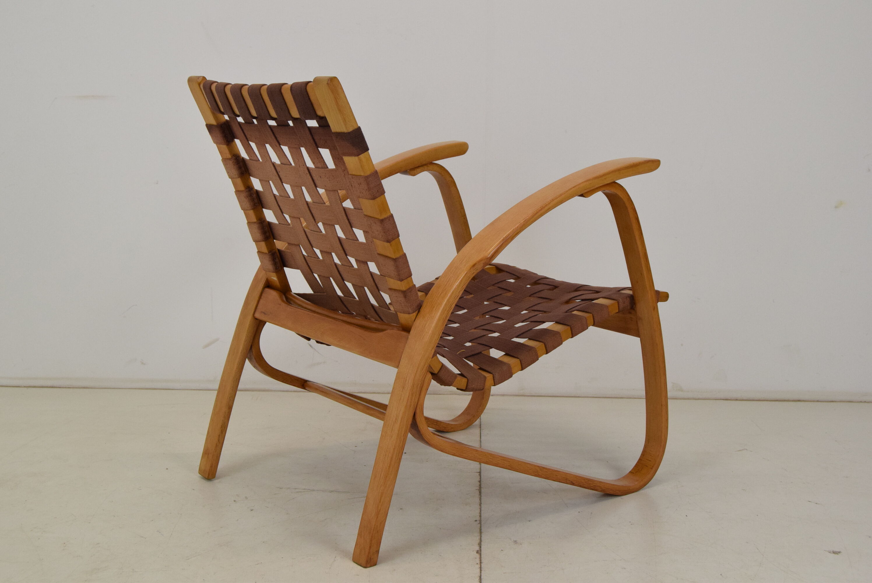 Bent Beechwood Armchair,Design Jan Vaněk,1930's.