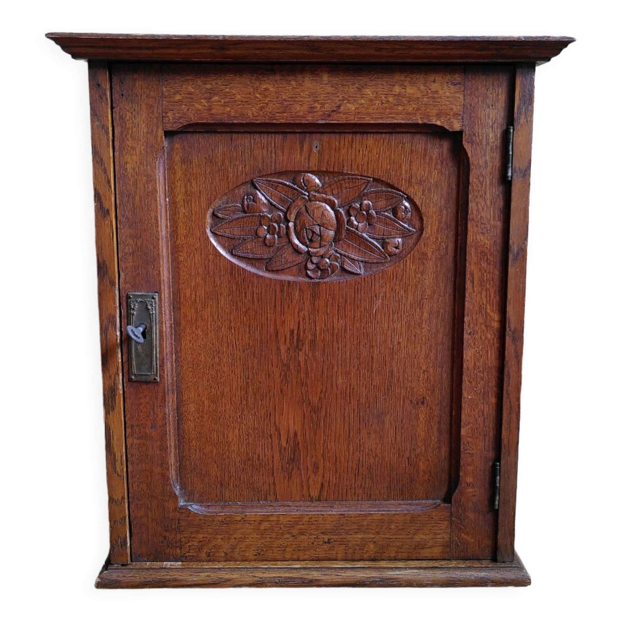 Art deco medicine cabinet