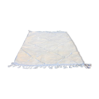 Handmade Berber rug 250cm x 150cm