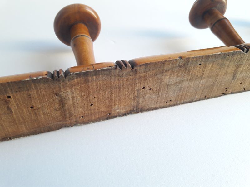 Wooden wall coat rack 4 hooks