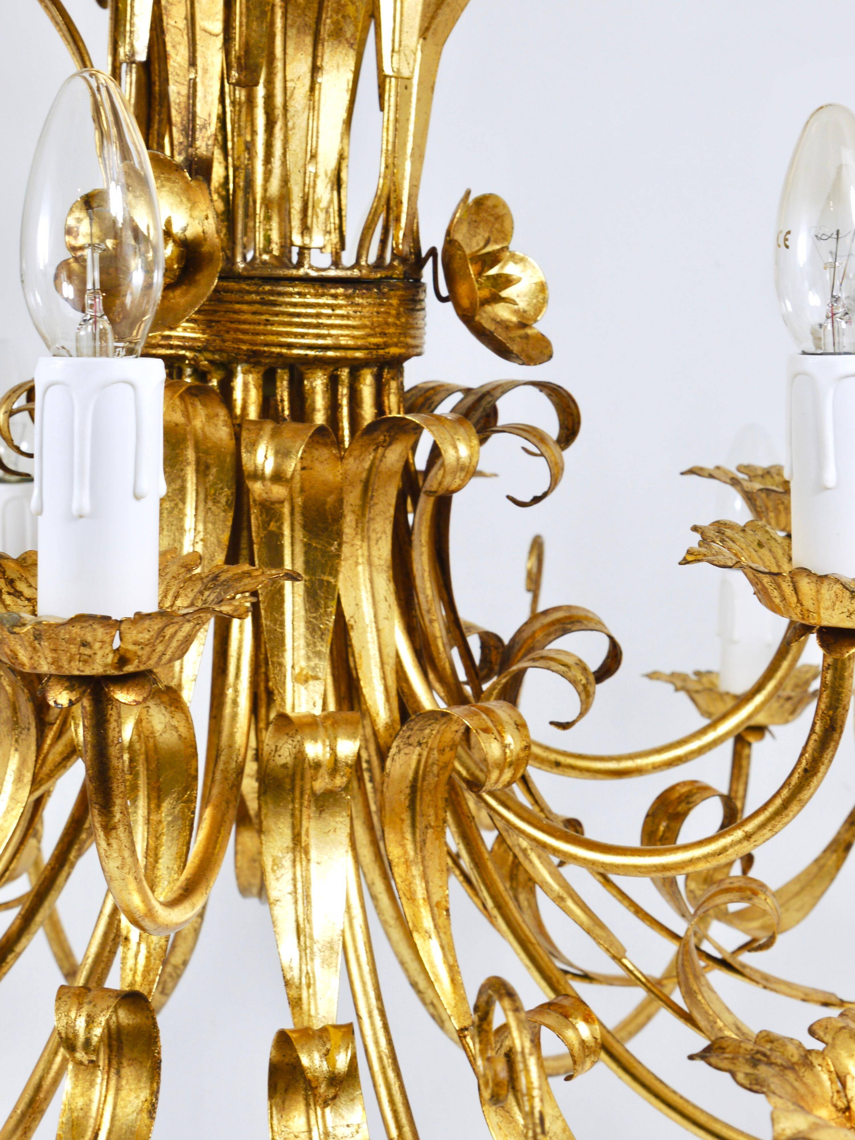 Hans Kögl XL Hollywood Regency golden wheat floral bouquet in iron, 1970s