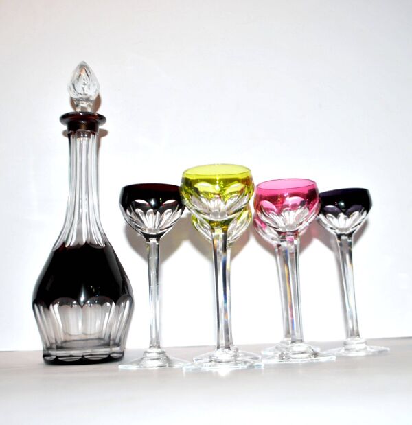Carafe et 6 verres à liqueur Saint-Louis Bristol Joseph overlay cristal doublé