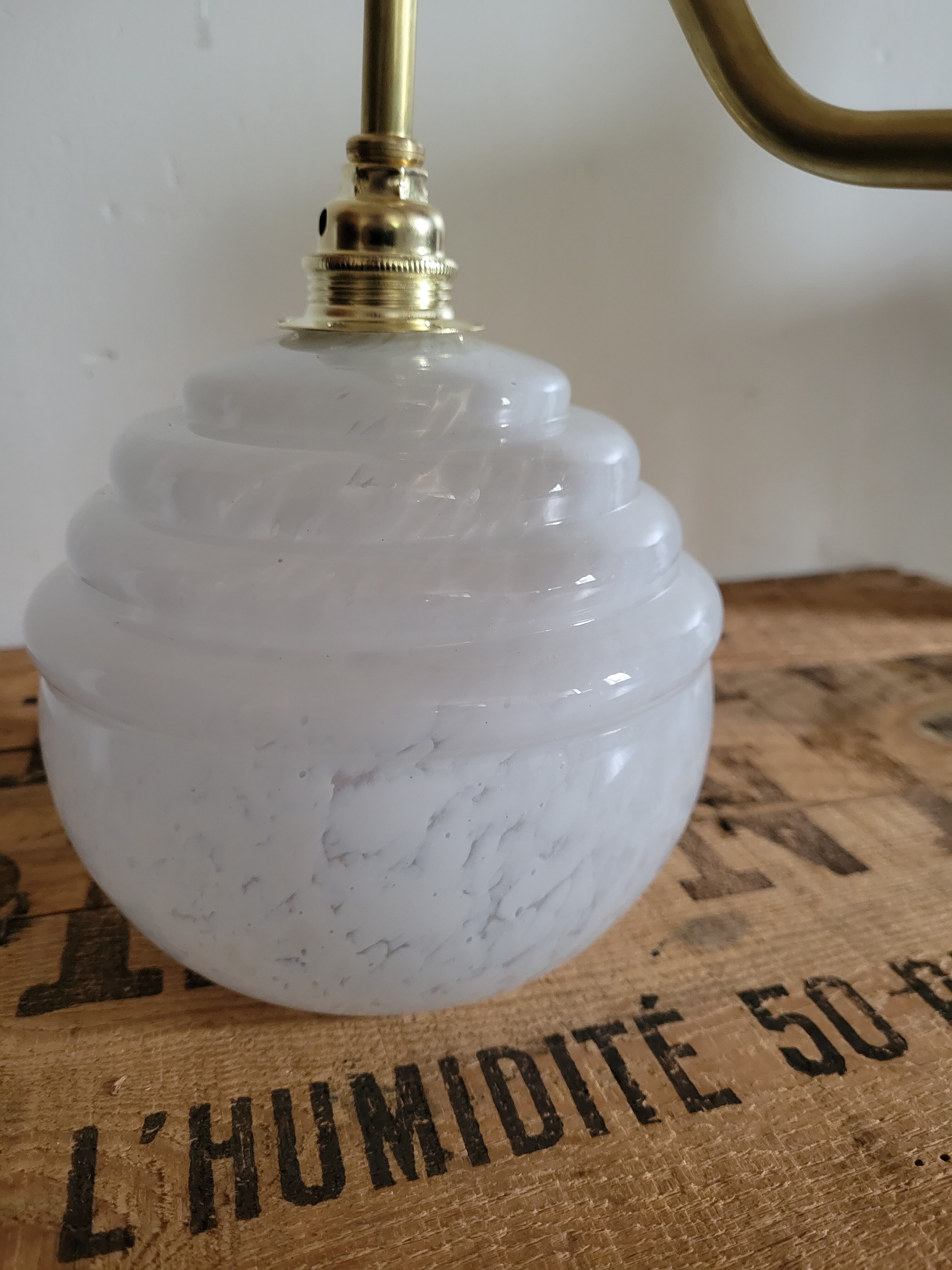 Clichy glass wall lamp