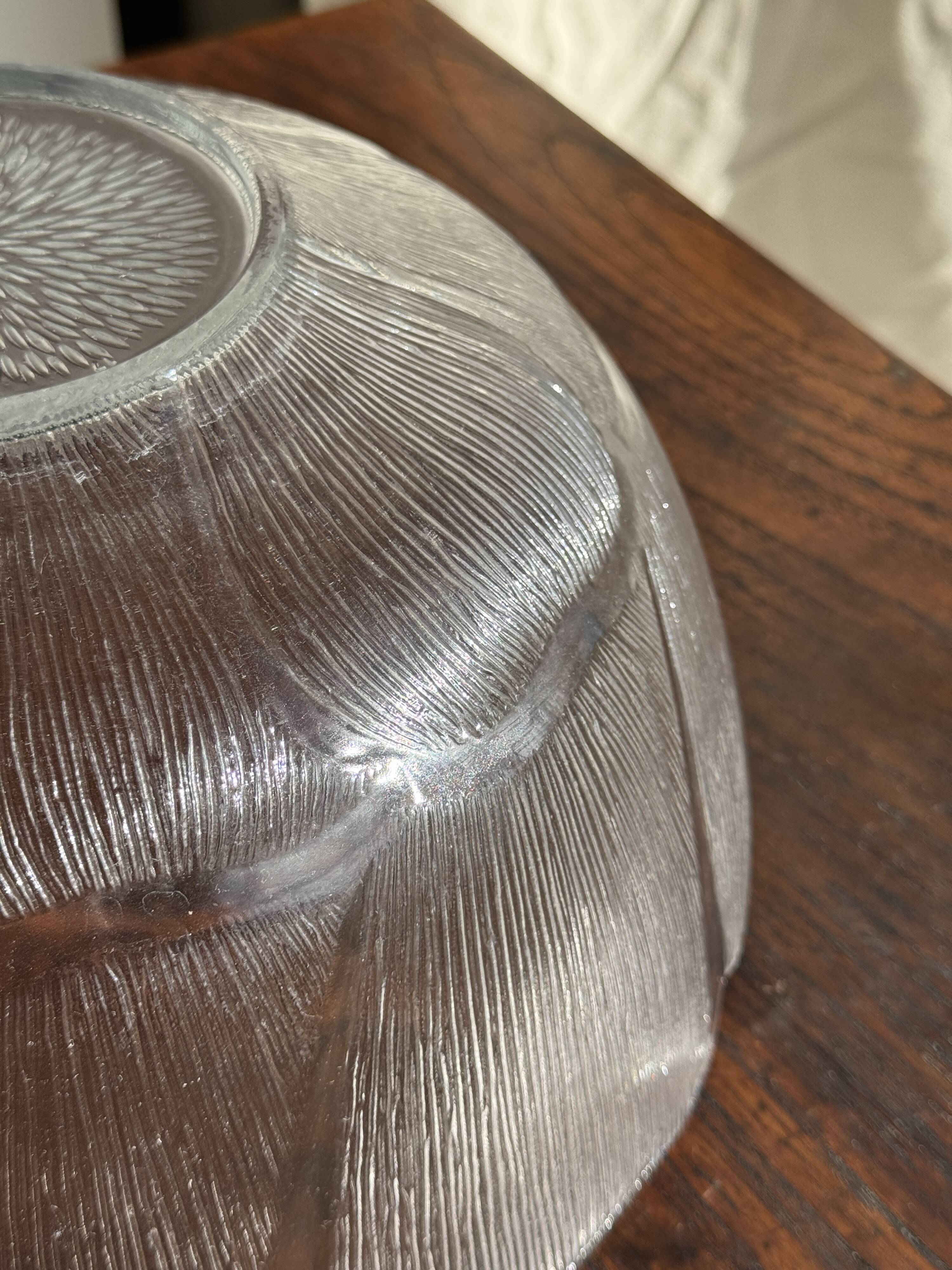 Very large vintage salad bowl with a stylised flower petal pattern H14.5