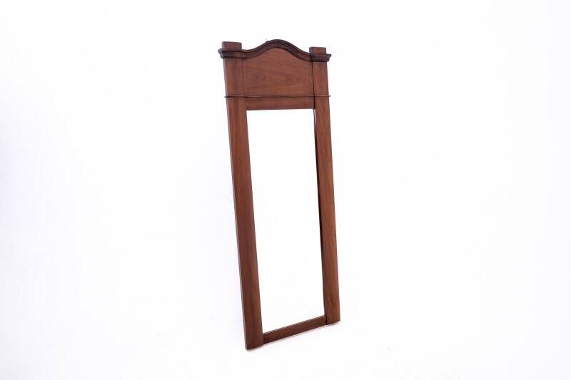 Large mahogany mirror, Northern Europe, turn of the 19th and 20th centuries.