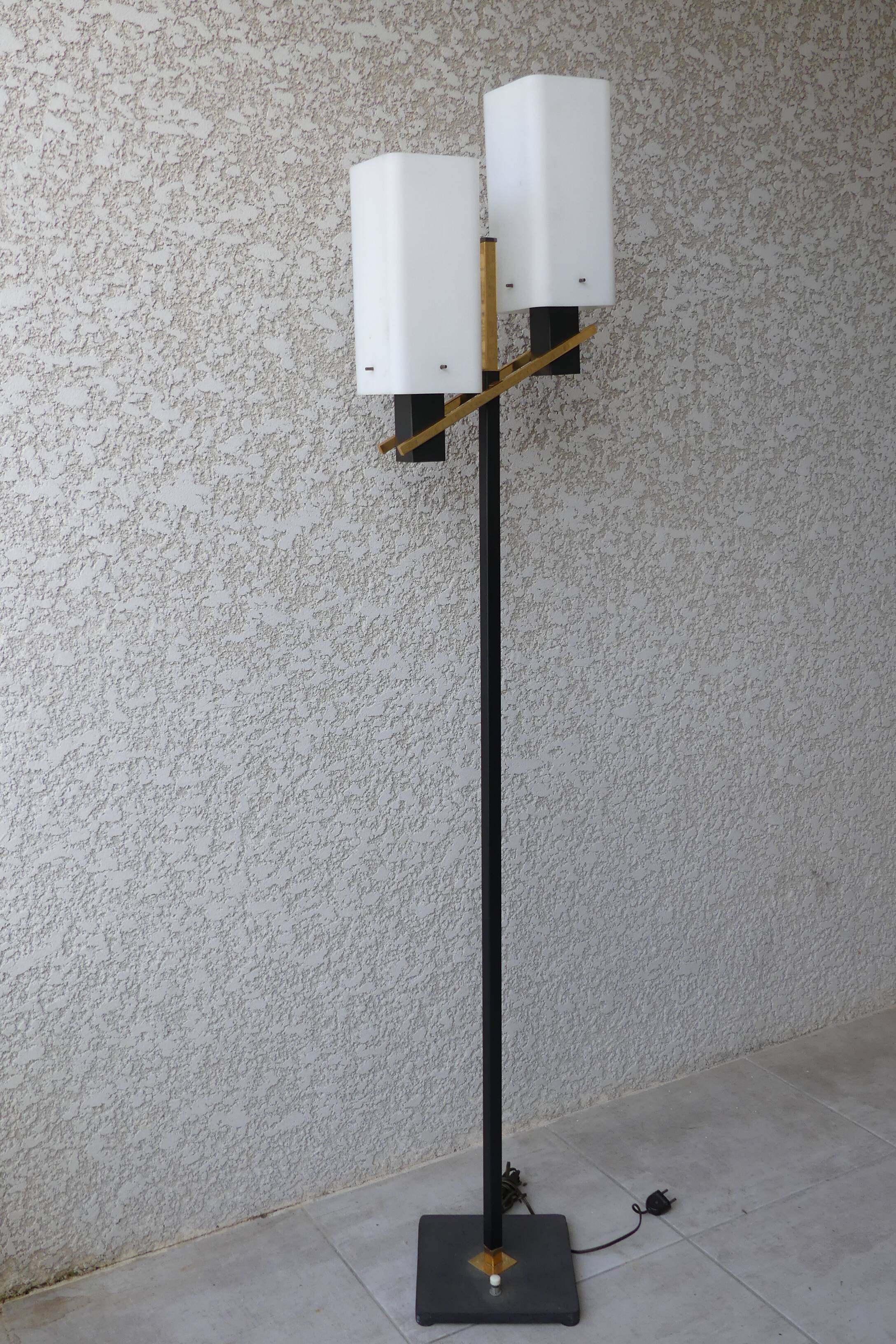 Arlus lamppost