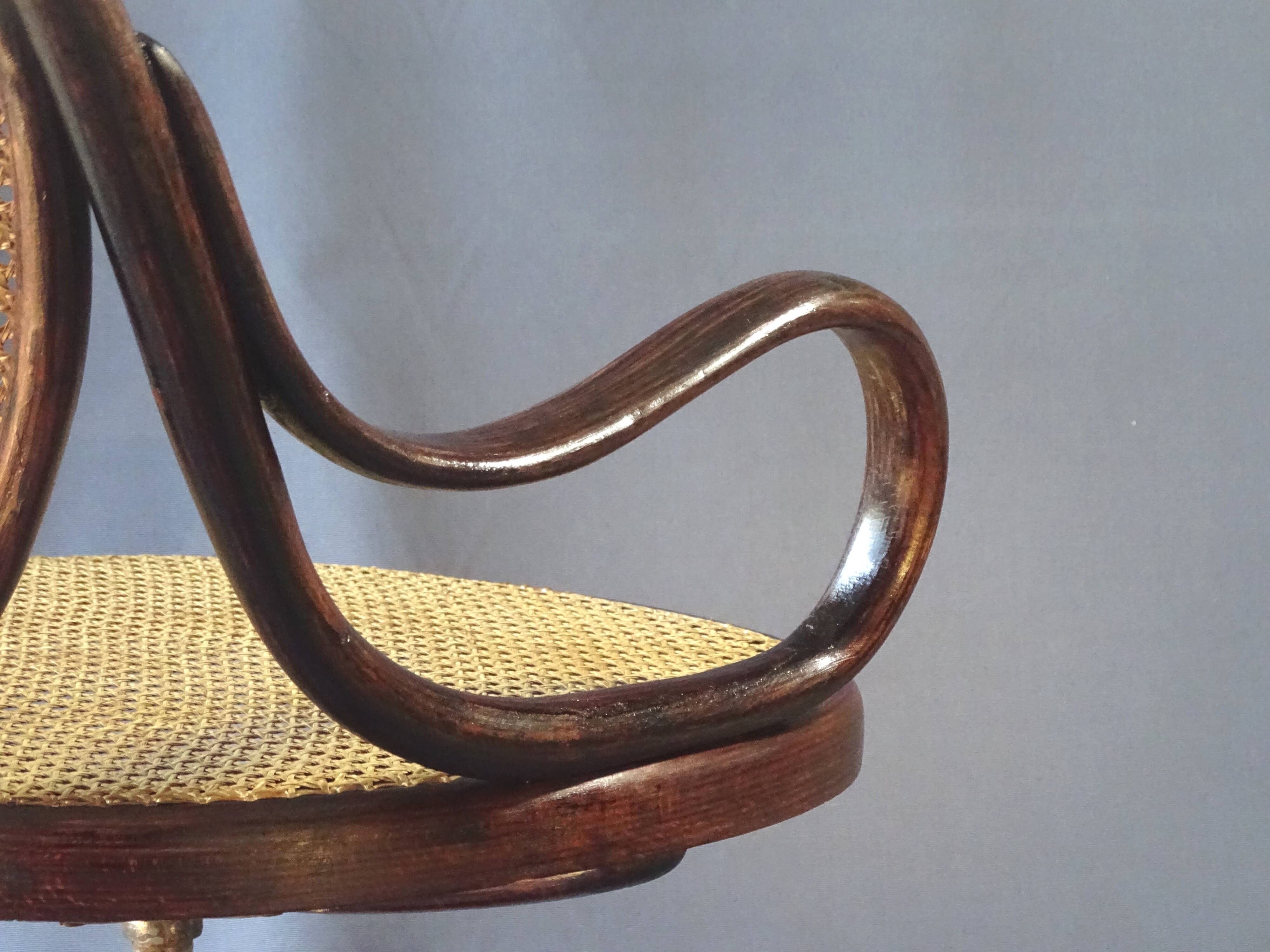 Office screw chair by Thonet 1880