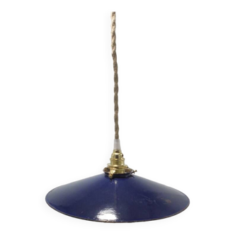 Enamelled sheet metal pendant light