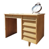 Renovated vintage office