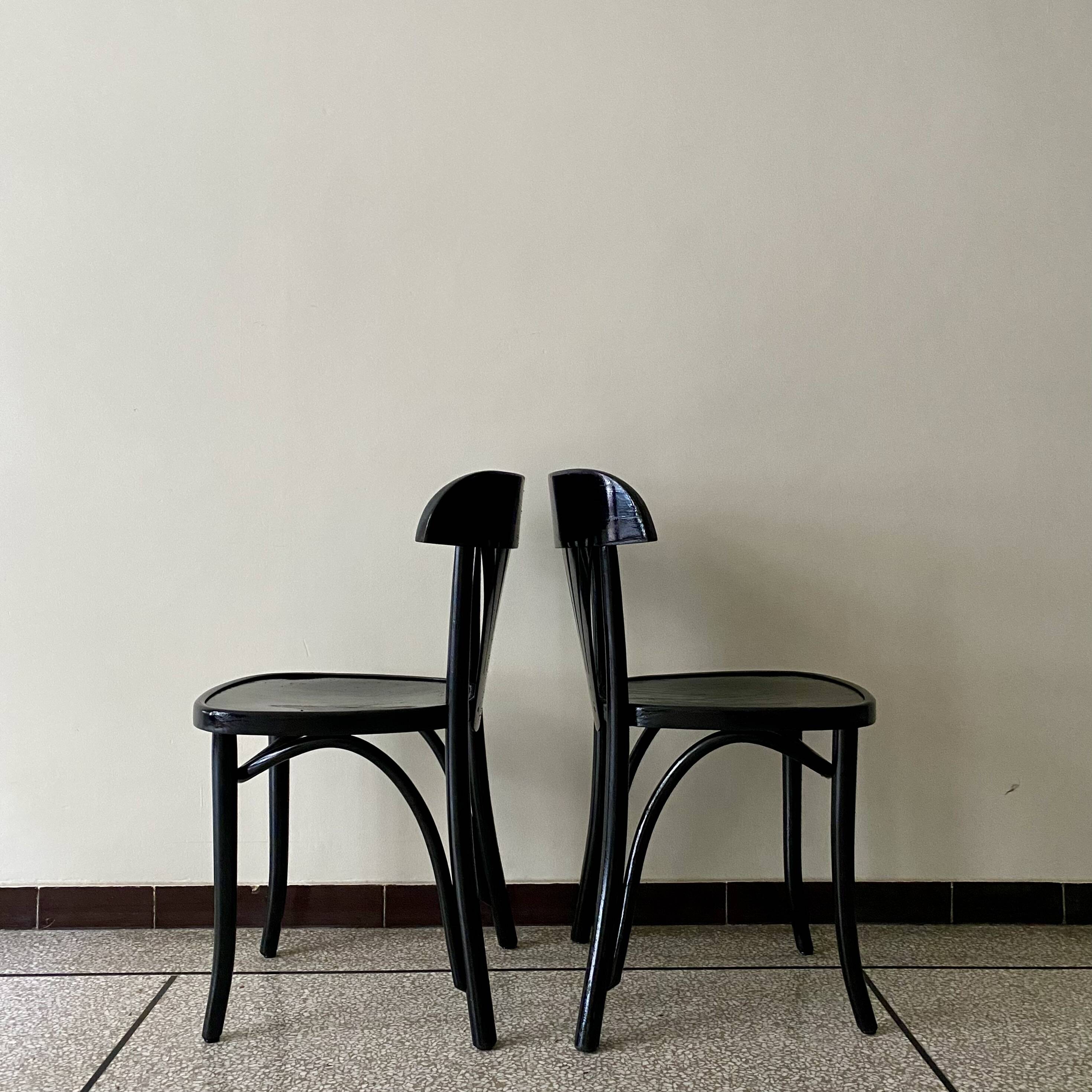 Black bistro chair x2