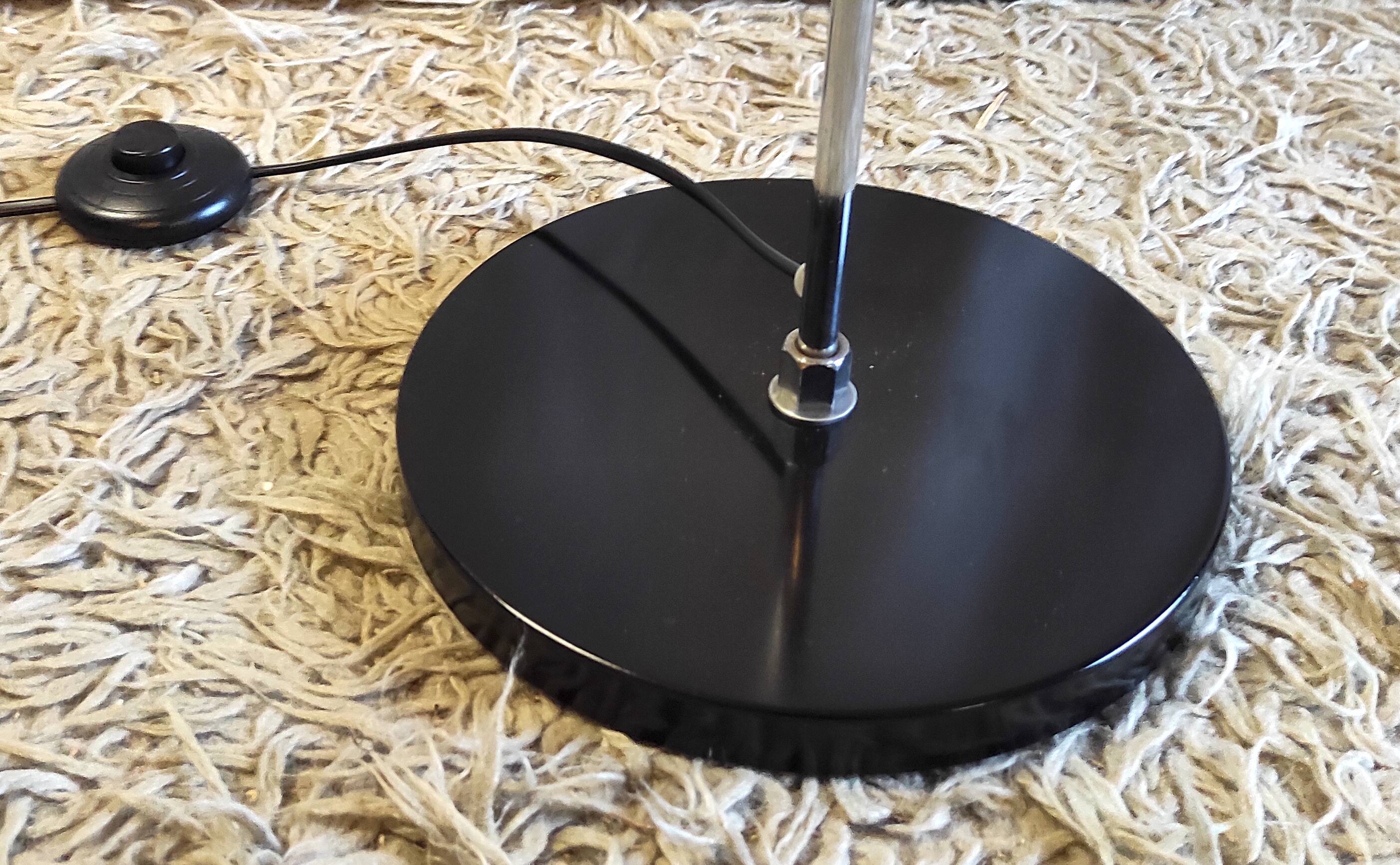 Floor lamp with 2 adjustable spotlights in chrome and black metal - 1960s/70s